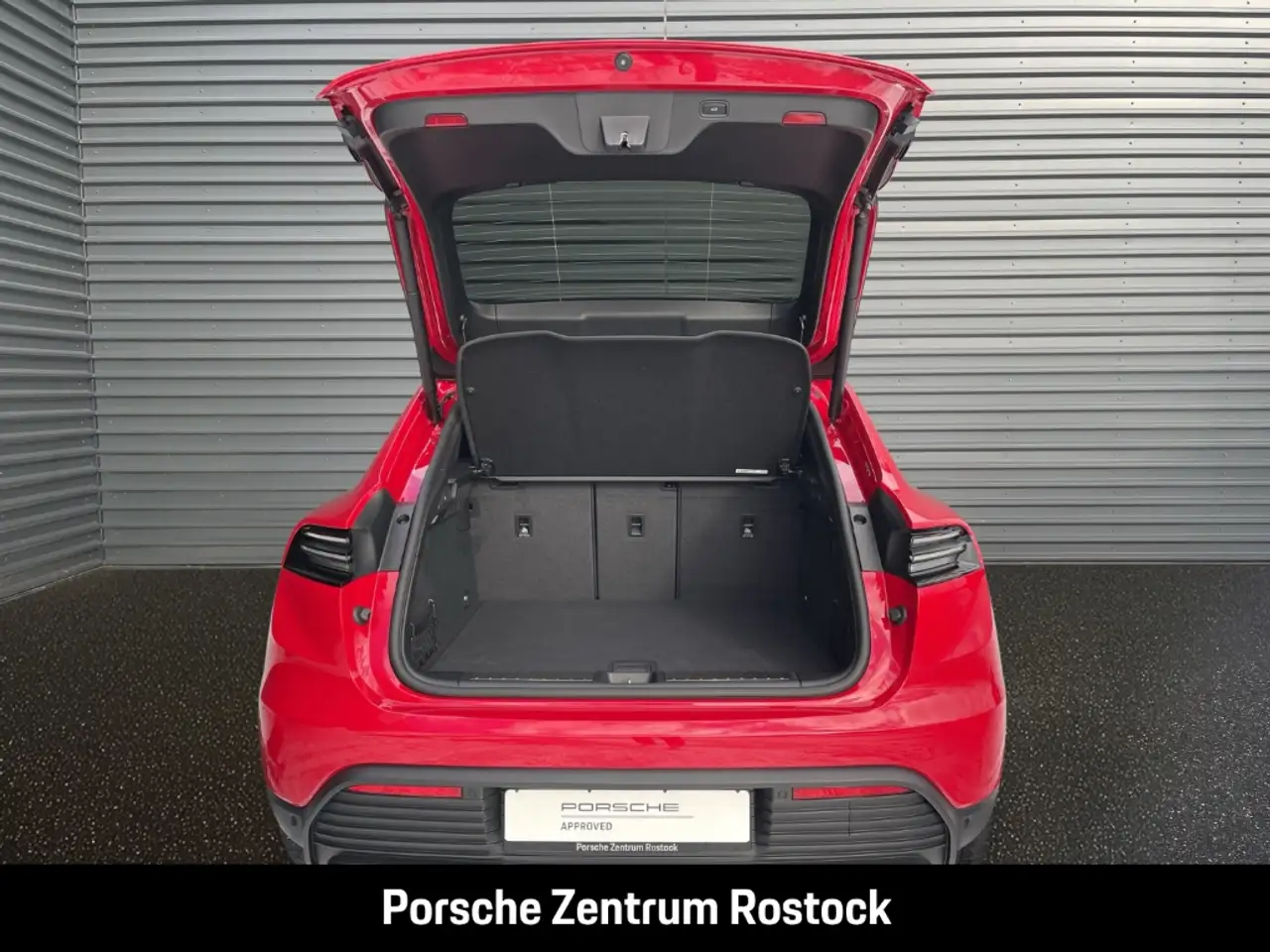 Porsche Macan BOSE Luftfederung 21-Zoll Rückfahrkamera 11