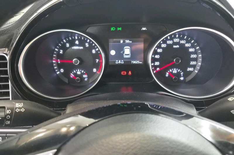 Kia Ceed / cee'd Pulse *attelage* — photo 14