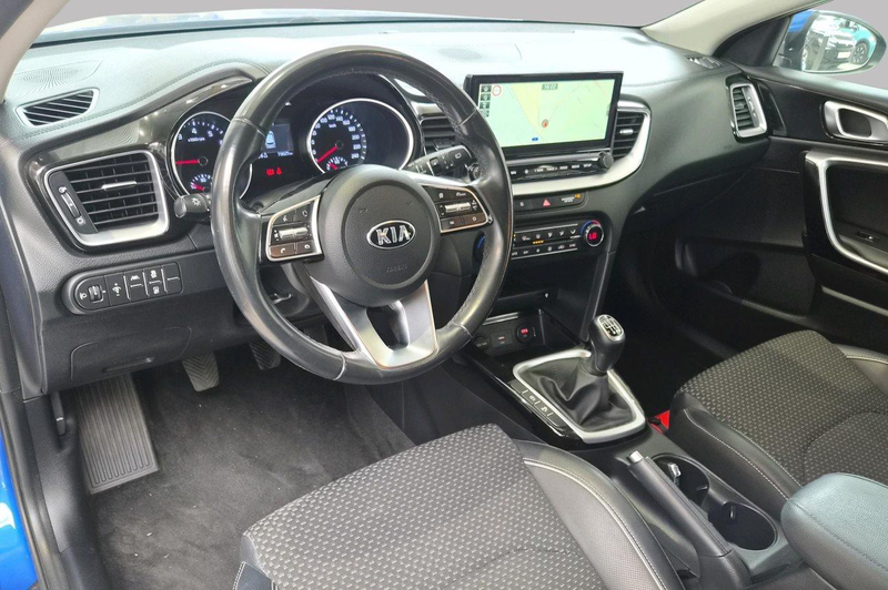 Kia Ceed / cee'd Pulse *attelage* — photo 9