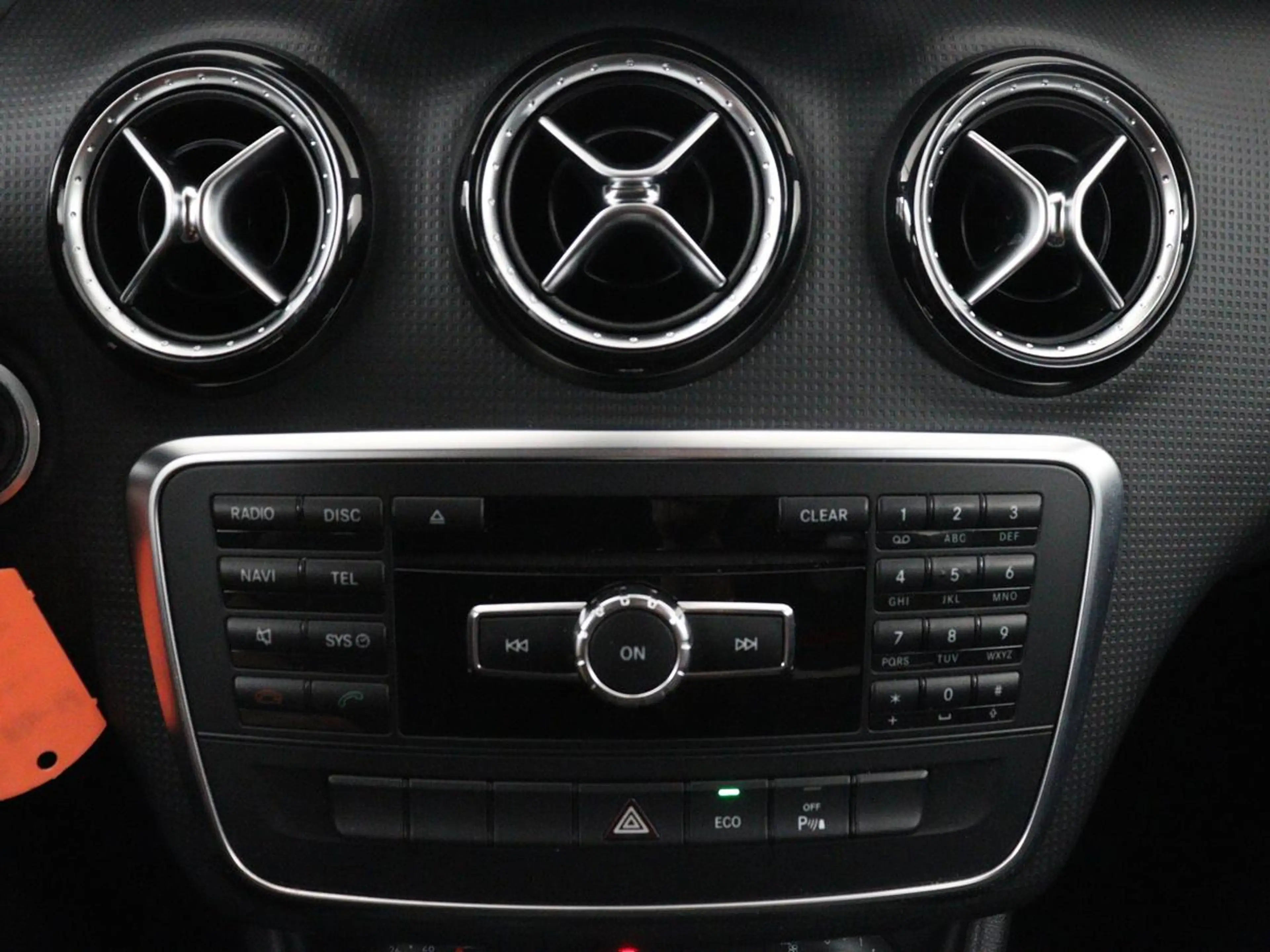 Mercedes-Benz A 180 4U3 | Half leder | Cruise control | Navigatie | Bl — photo 21