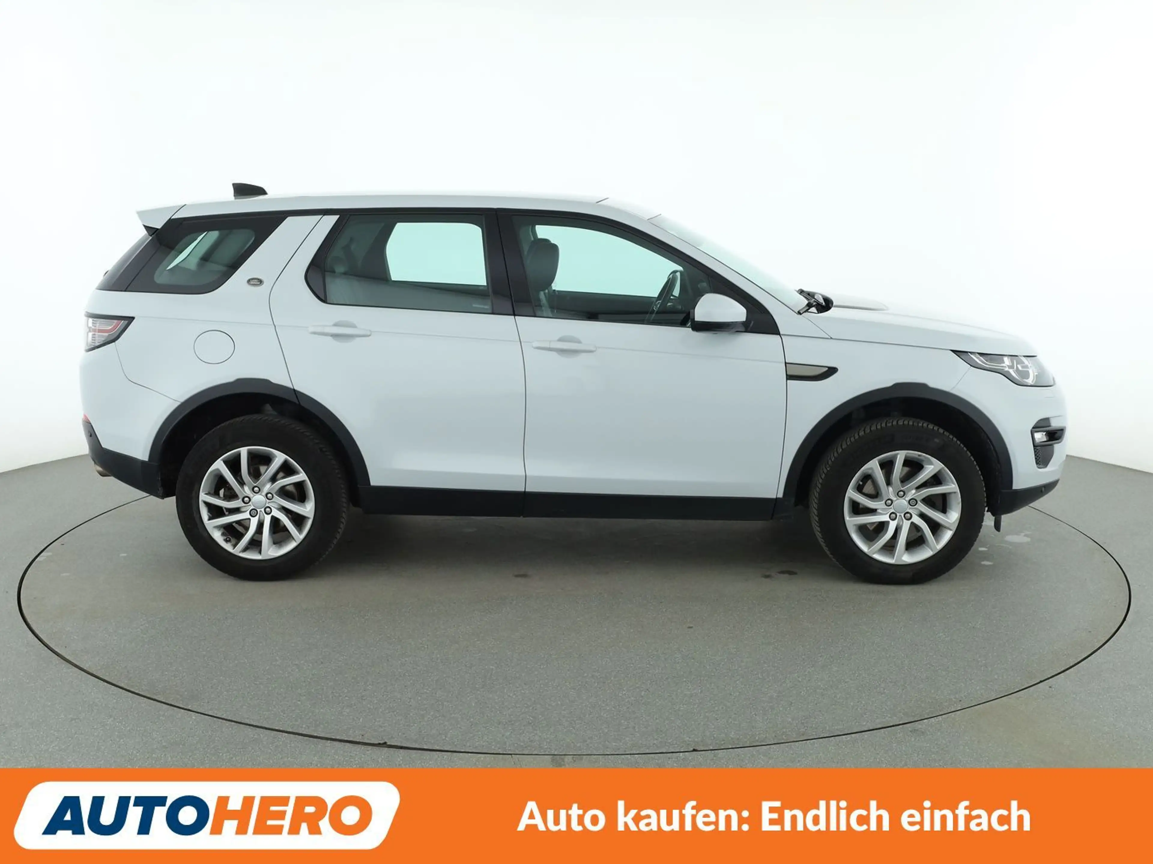 Land Rover Discovery Sport 2.0 Turbo SE AWD — photo 7
