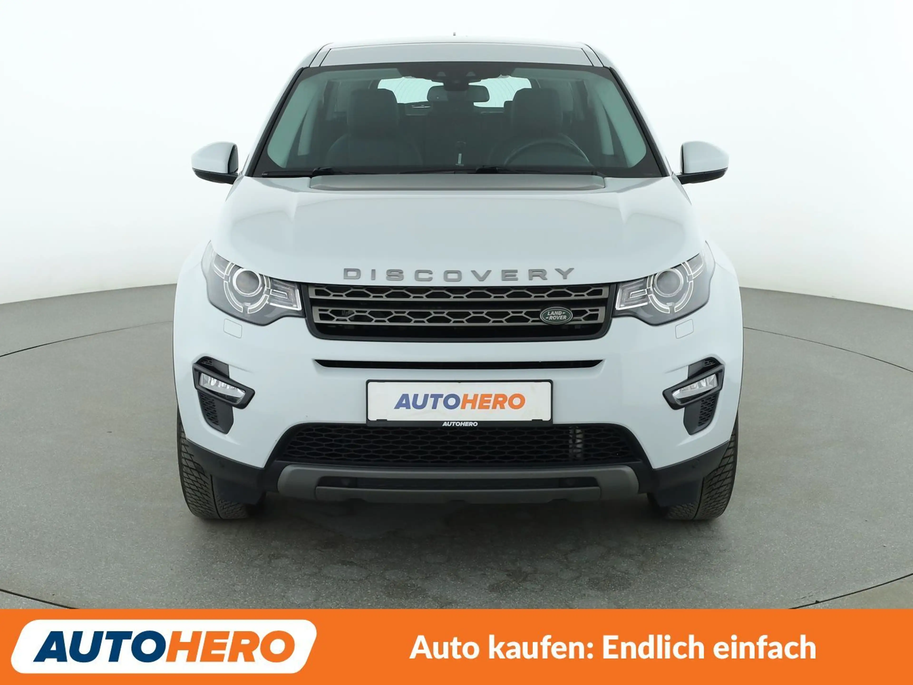 Land Rover Discovery Sport 2.0 Turbo SE AWD — photo 9