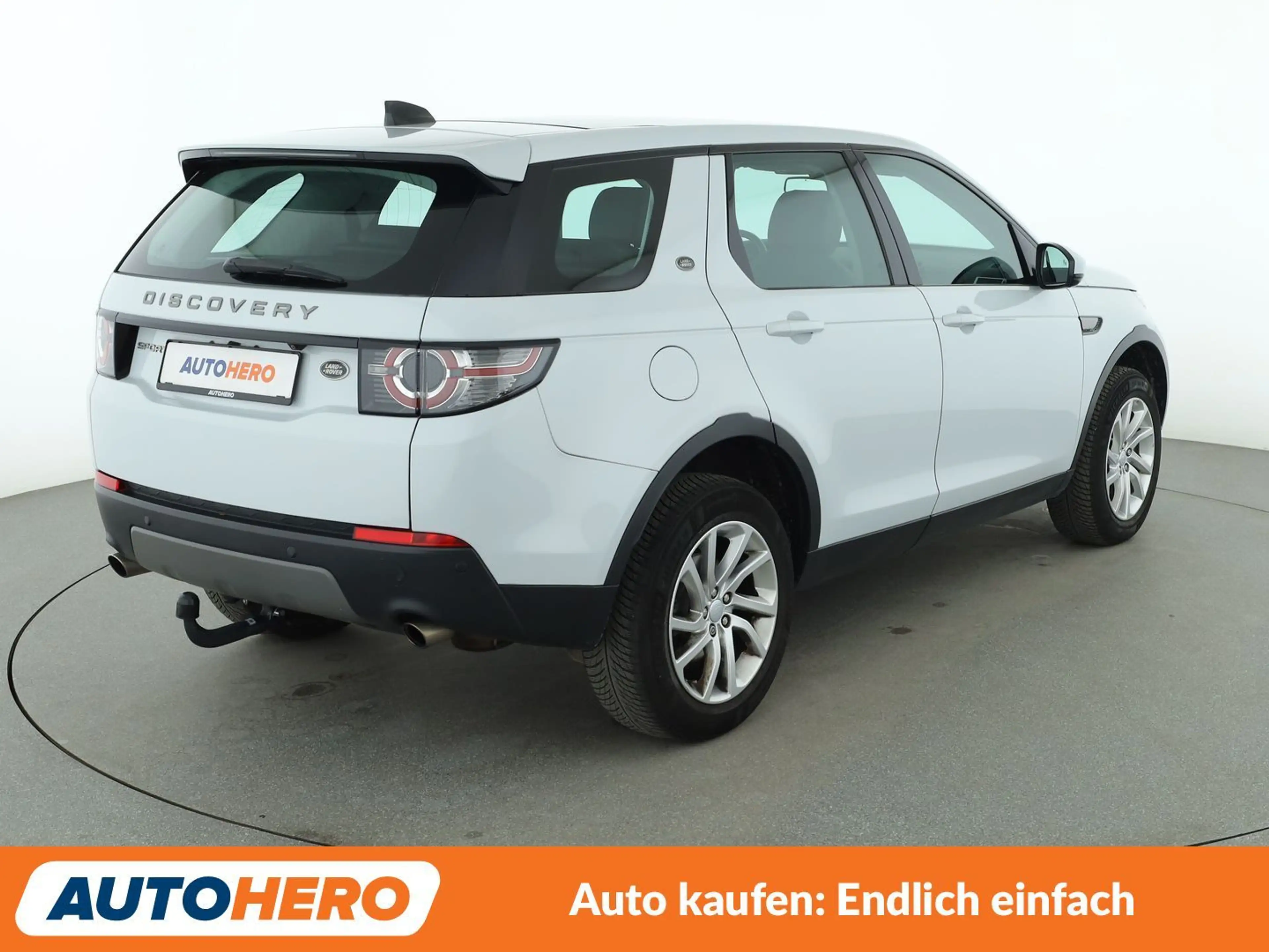 Land Rover Discovery Sport 2.0 Turbo SE AWD — photo 6
