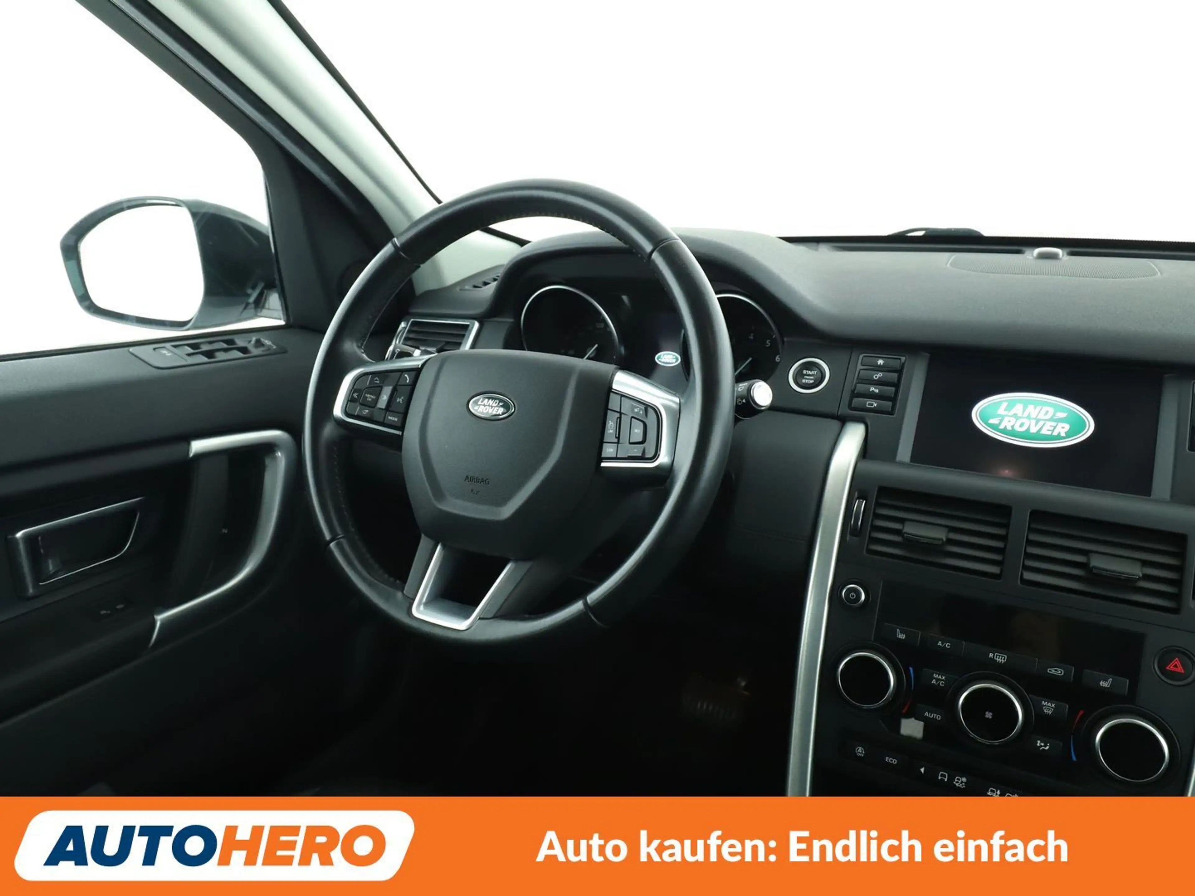 Land Rover Discovery Sport 2.0 Turbo SE AWD — photo 13