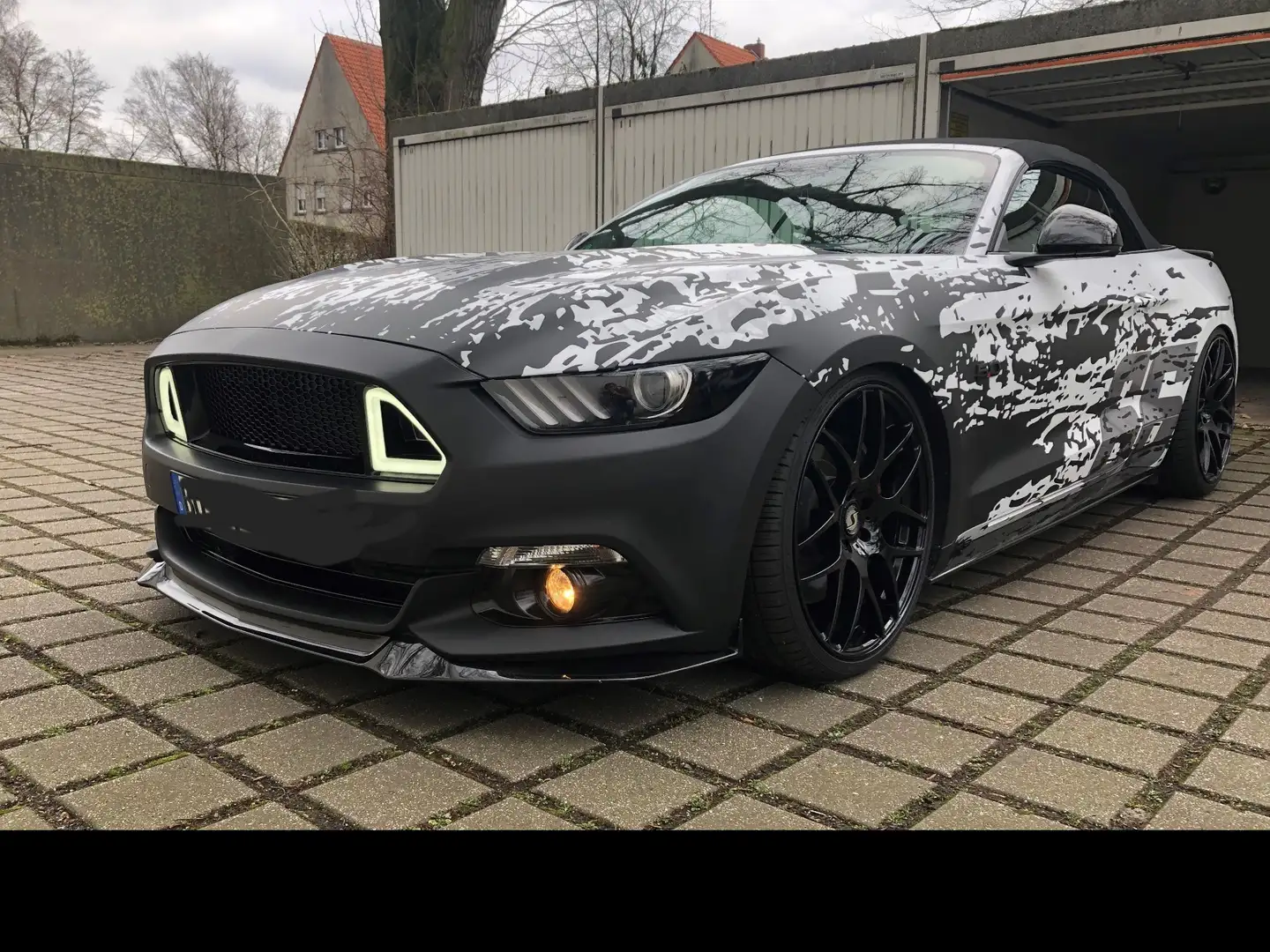 Ford Mustang GT Convertible Weiß - 1
