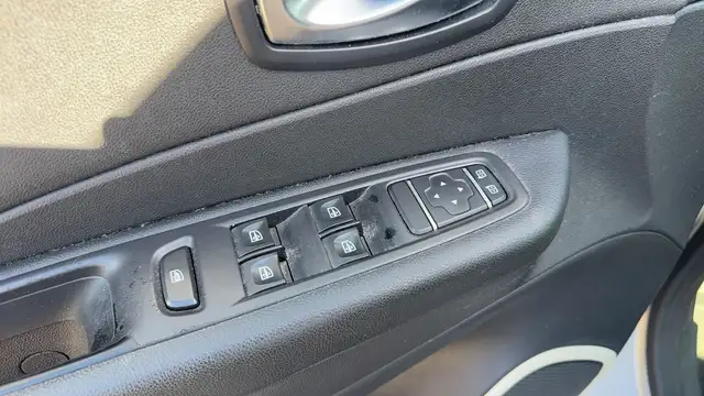 Renault Captur view 22