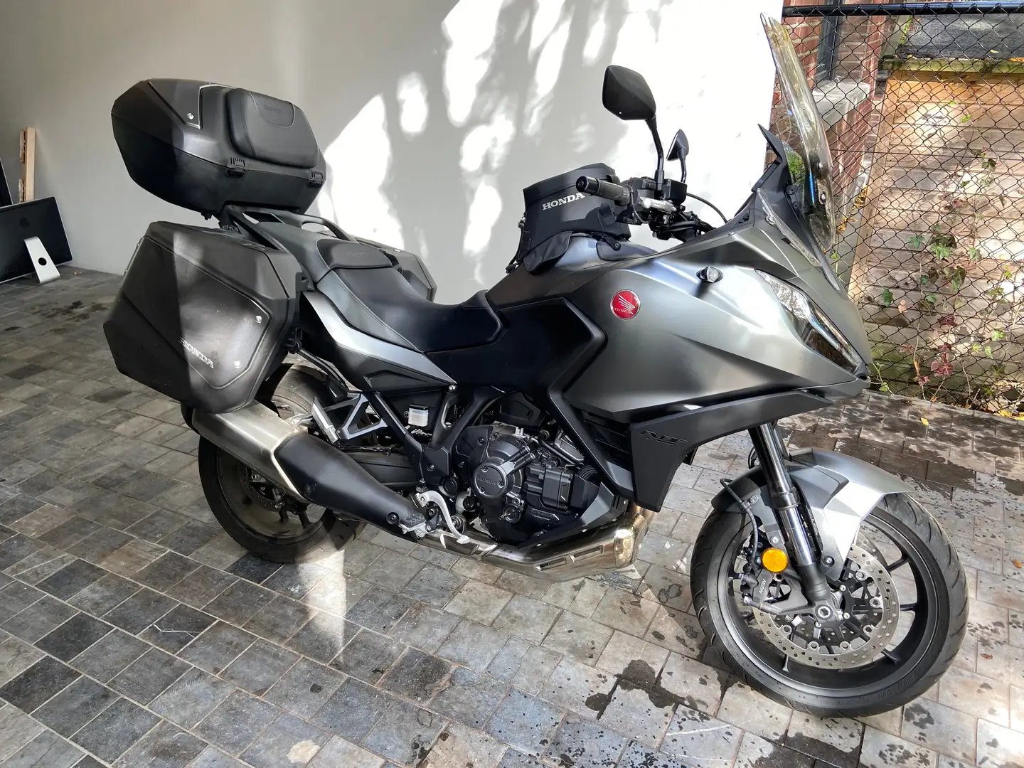 Honda NT 1100 Dct automaat Gris - 1