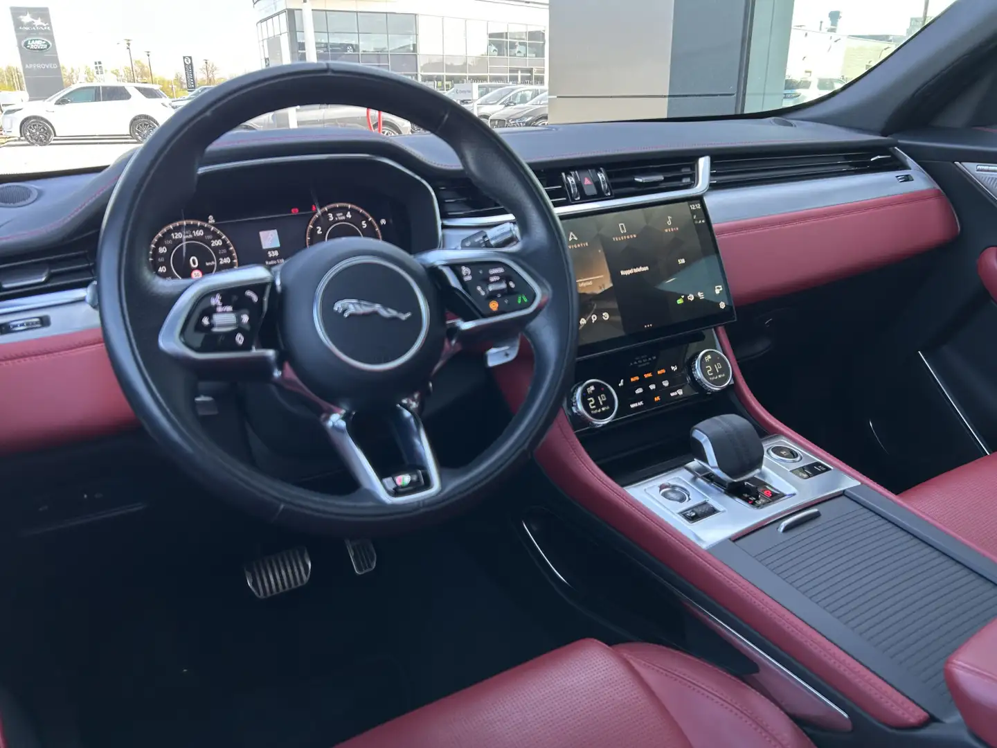 Jaguar F-Pace 3.0 P400 MHEV R-Dynamic SE | Adaptive Cruise | Hea Grau - 2