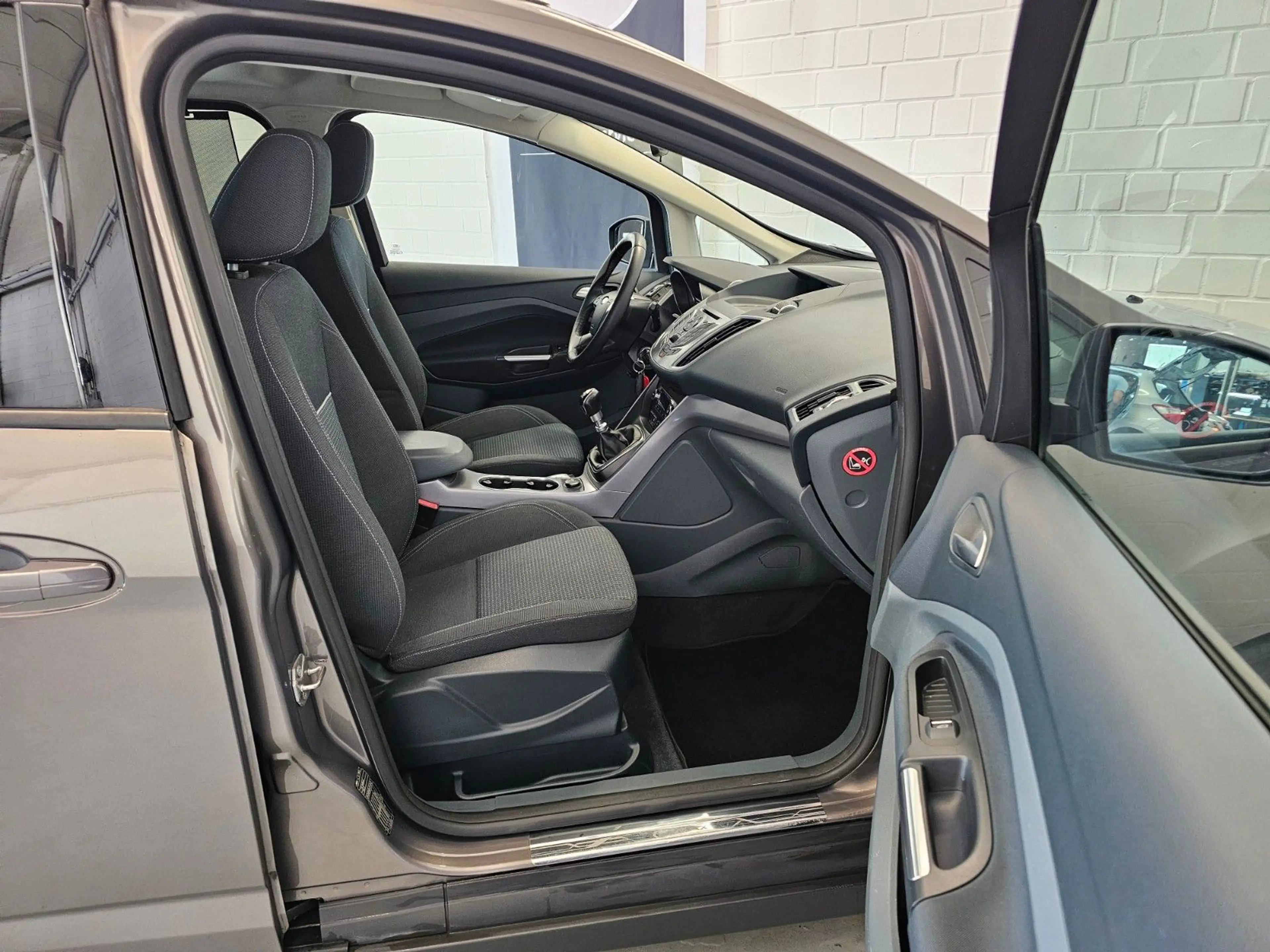 Ford Grand C-Max 1.6l SYNC Edition + 7-SITZER/8-FACH — photo 11