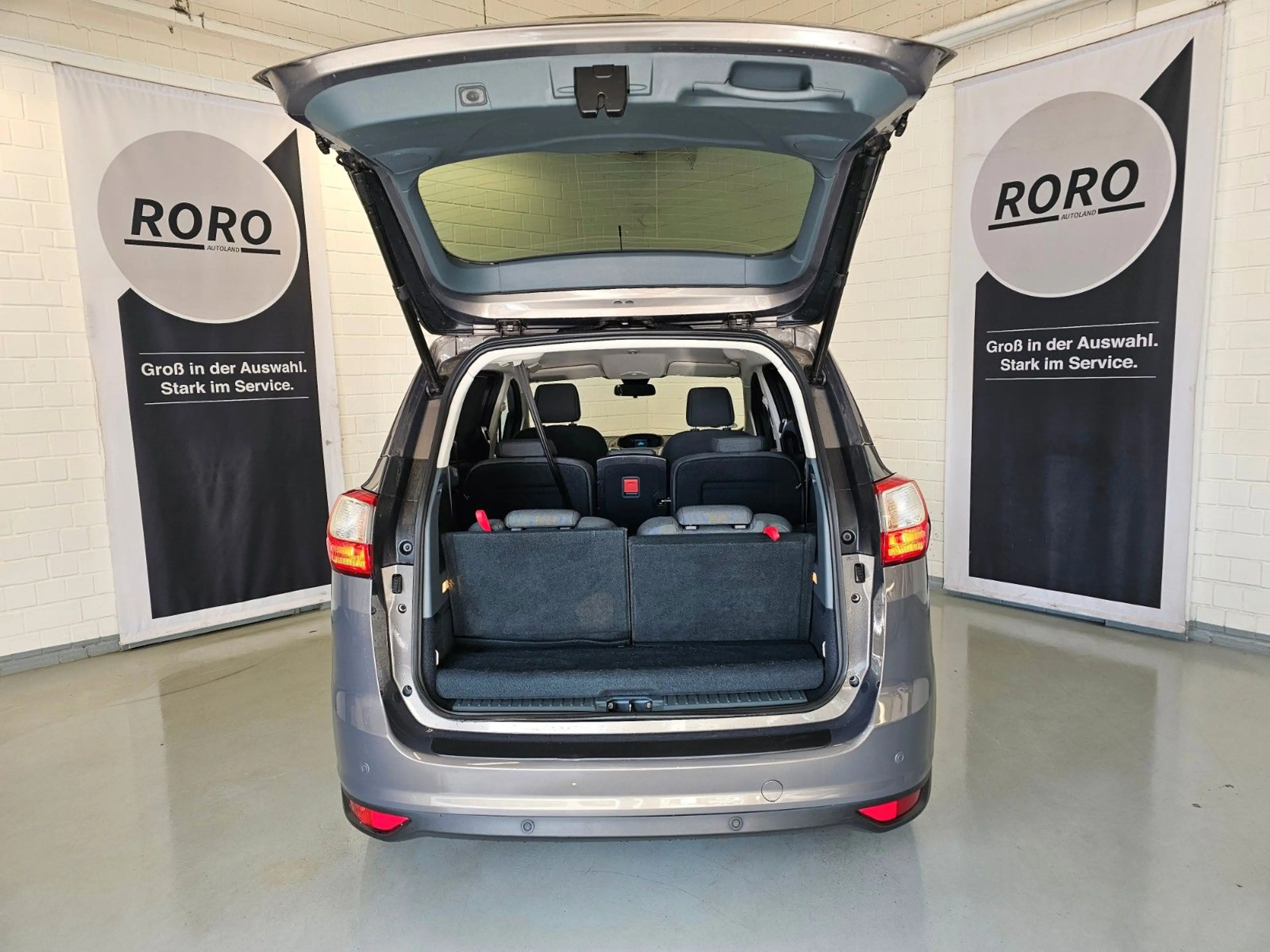 Ford Grand C-Max 1.6l SYNC Edition + 7-SITZER/8-FACH — photo 8