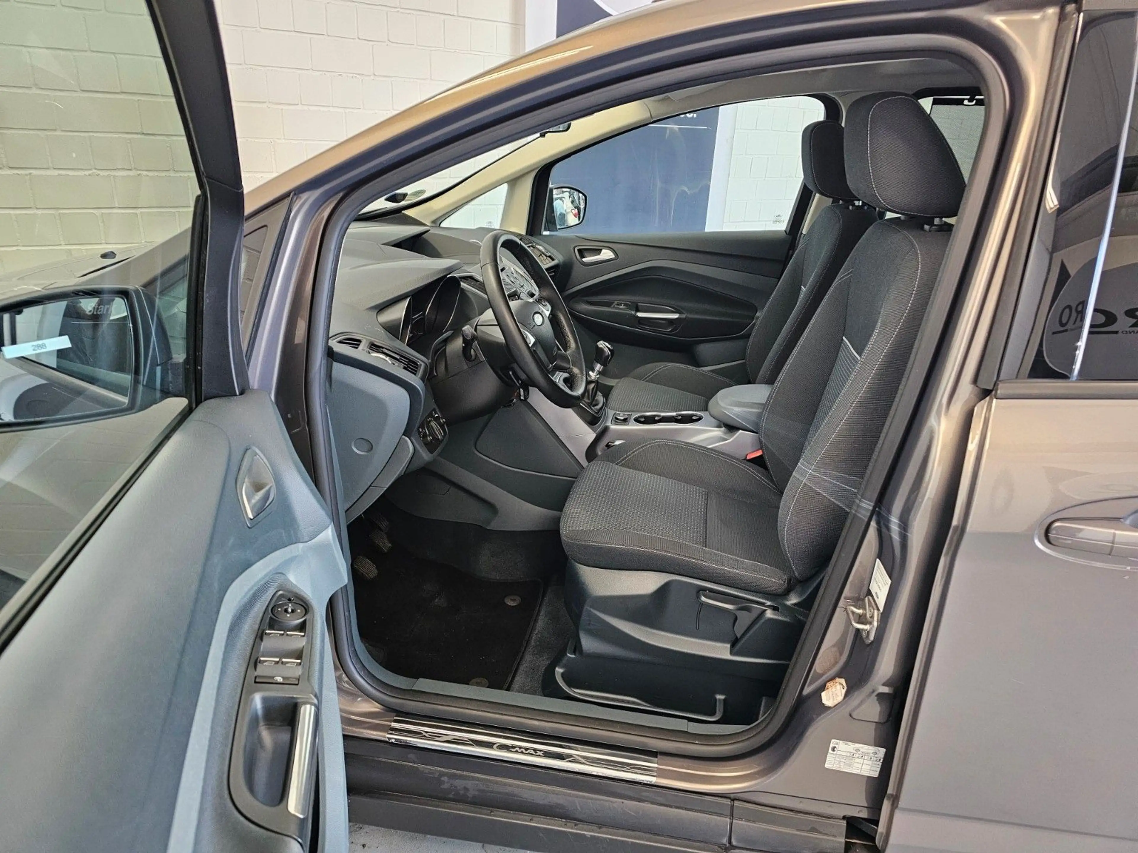 Ford Grand C-Max 1.6l SYNC Edition + 7-SITZER/8-FACH — photo 9