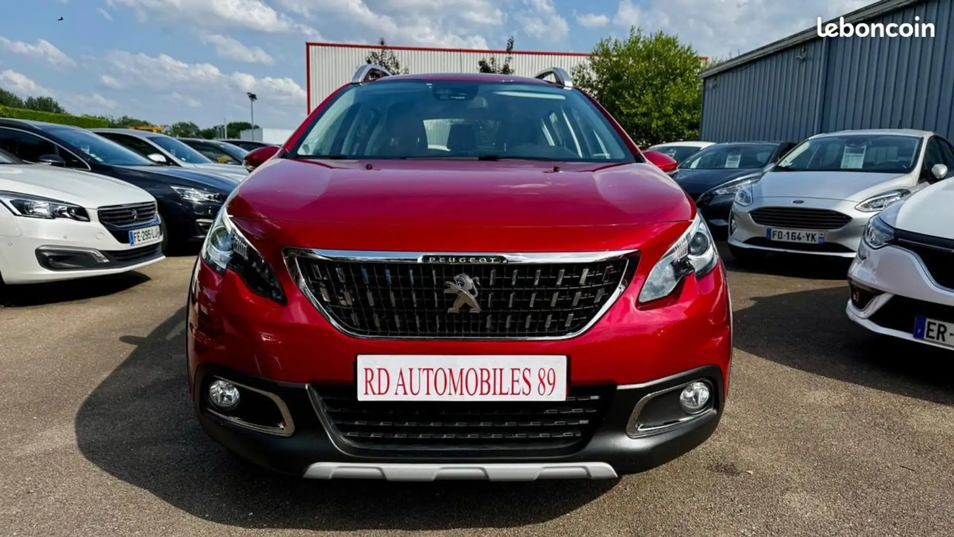 Peugeot 2008 ALLURE 1.2 110 CH EAT6 Rood - 2