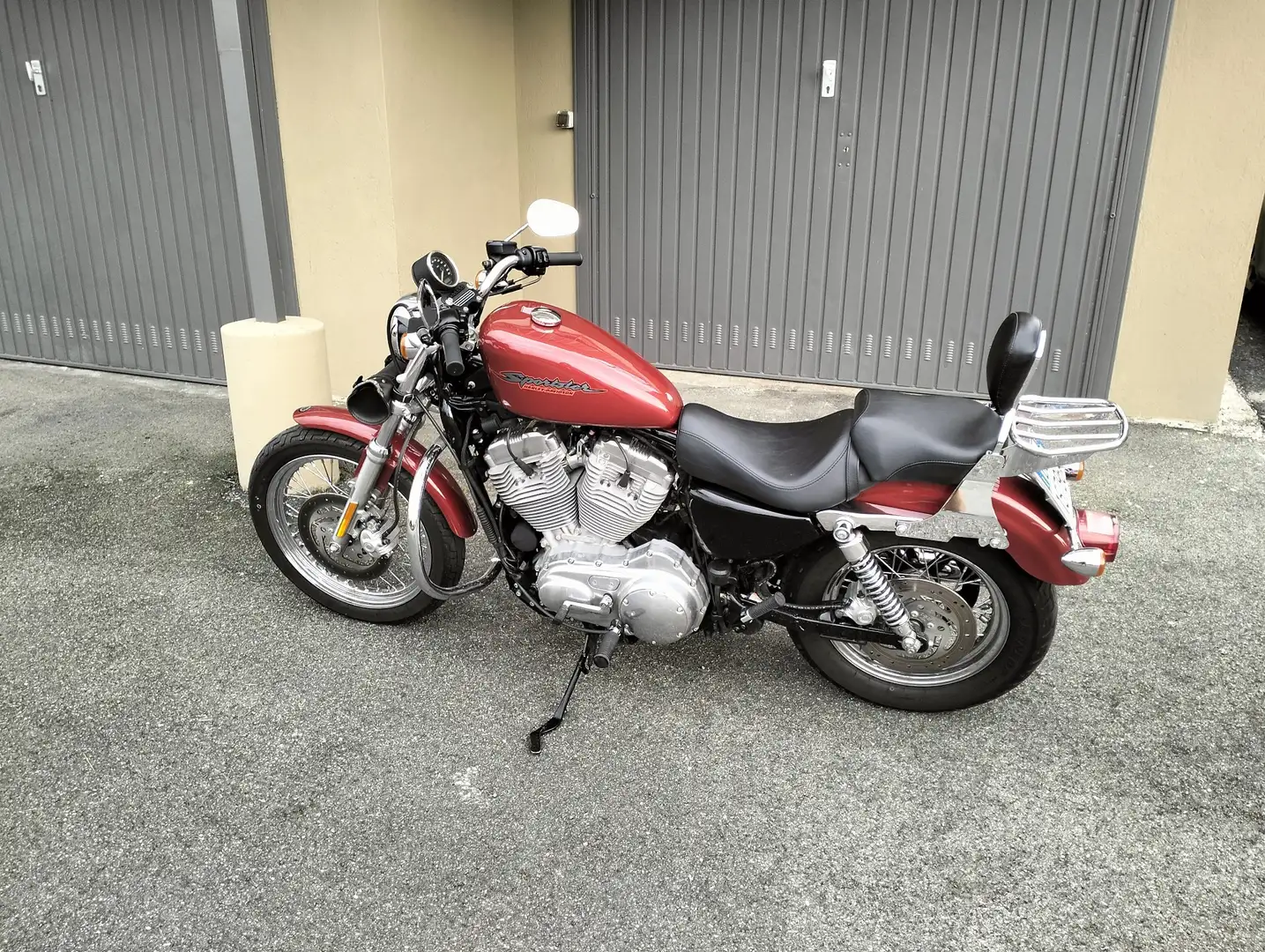 Harley-Davidson Sportster XL 883 Červená - 1