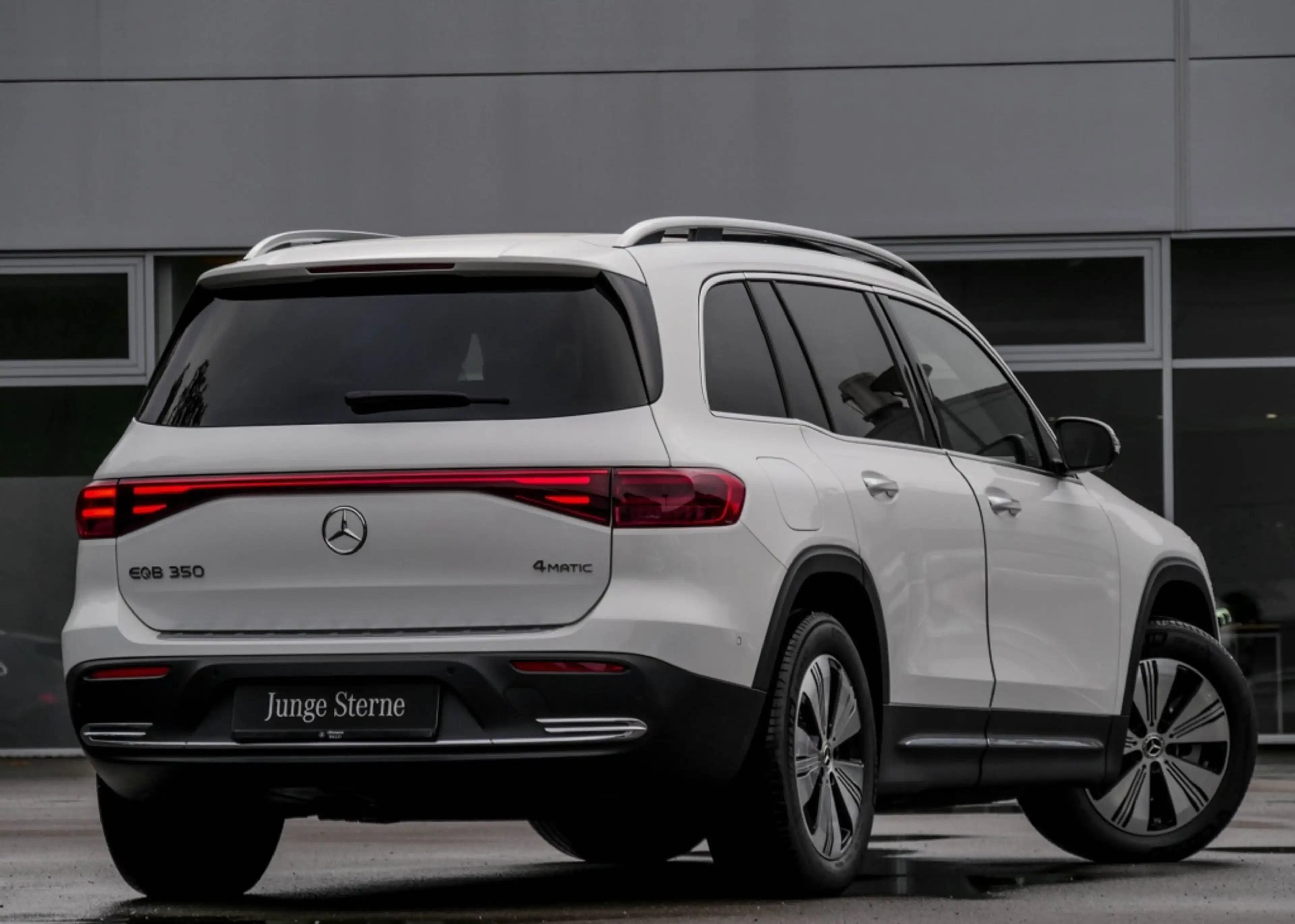 Mercedes-Benz EQB 350 4M Progressive/Pano/360/Keyl/Ambi/Totw — photo 3