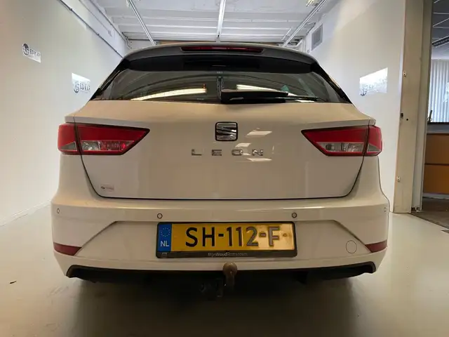 Seat Leon view 7