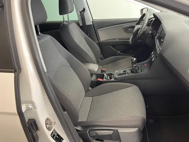 Seat Leon view 9
