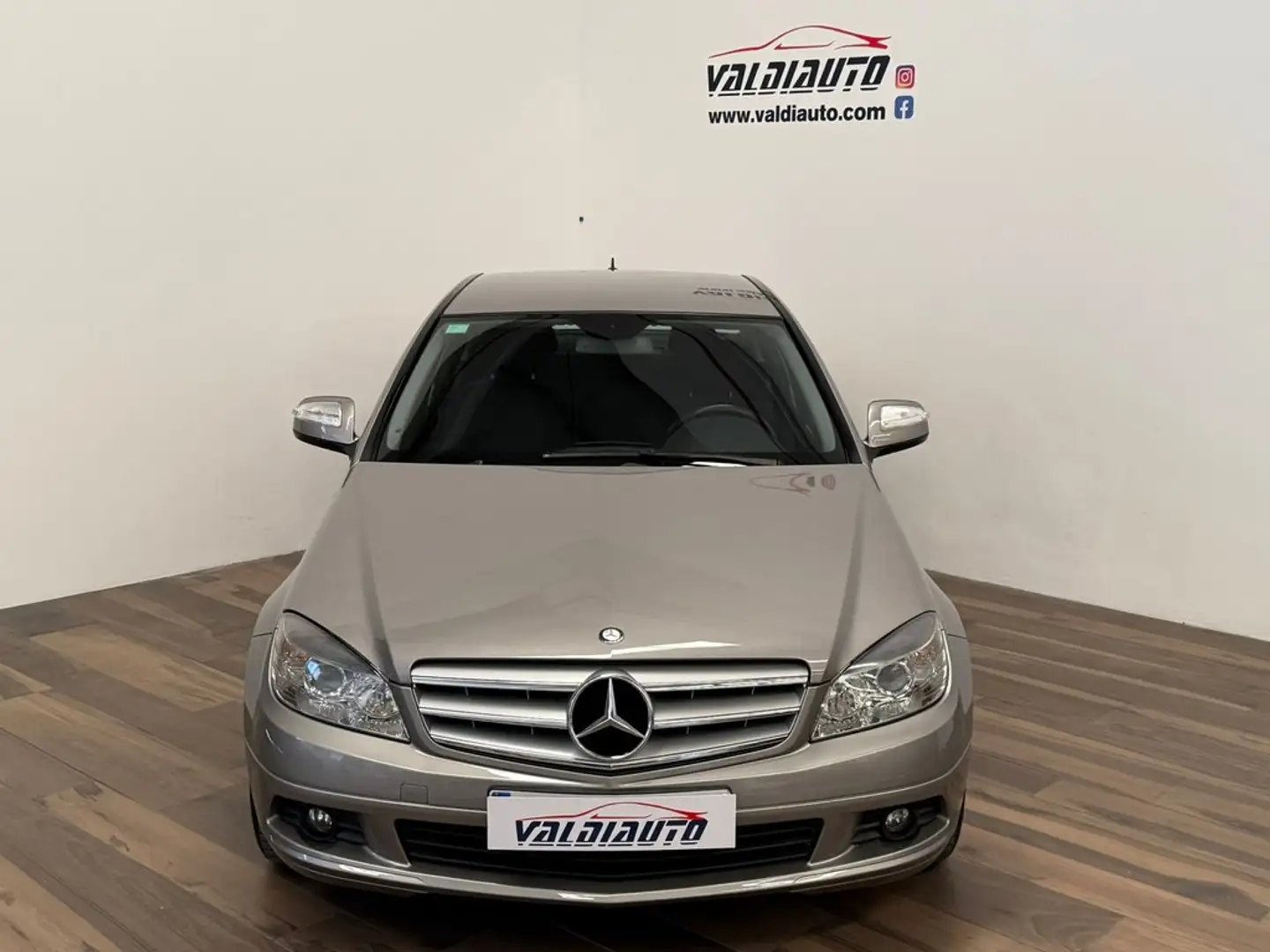 Mercedes-Benz C 220 CDI Blue Efficiency Avantgarde Beige - 2