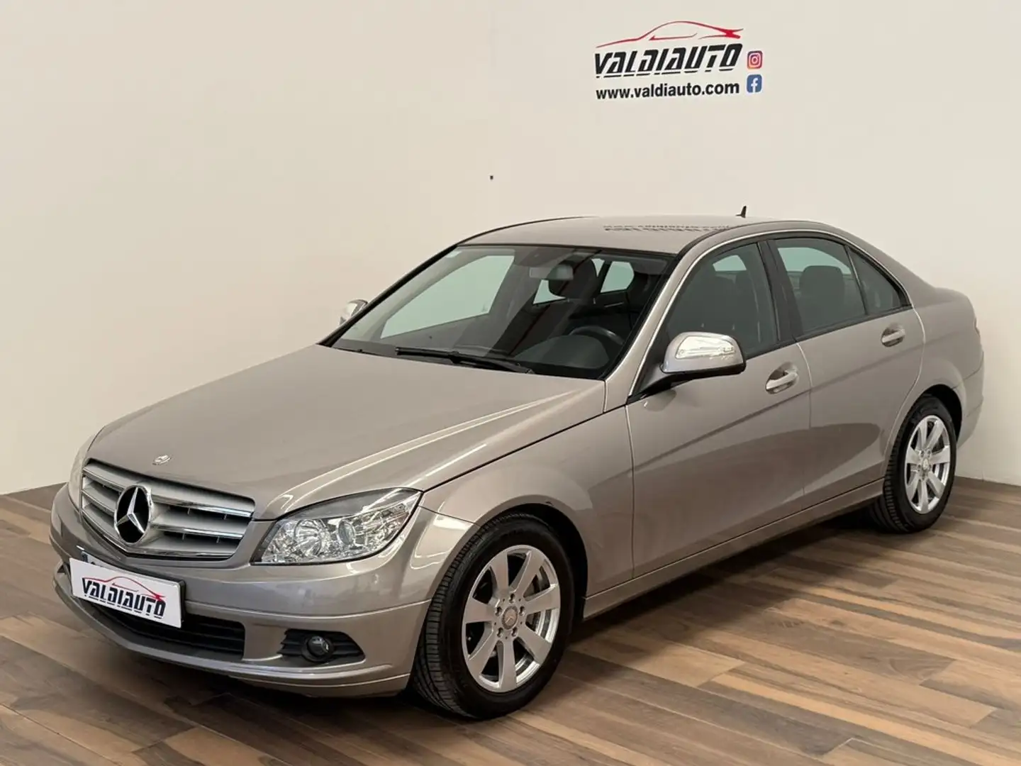 Mercedes-Benz C 220 CDI Blue Efficiency Avantgarde Beige - 1