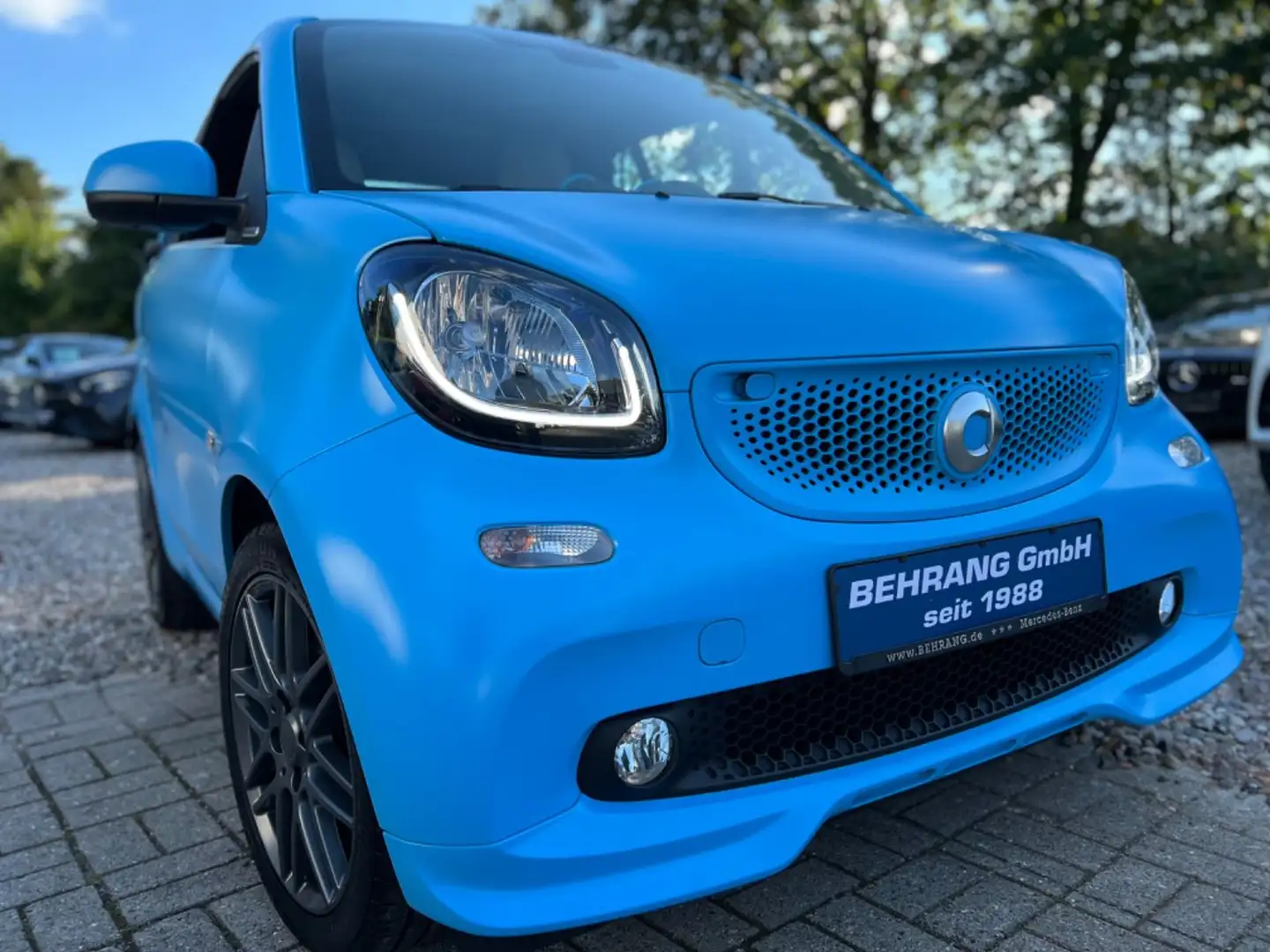 smart forTwo CABRIO BRABUS-TAILOR MADE Blau - 2