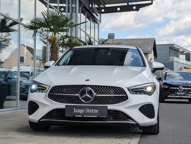 Mercedes-Benz Cla view 6