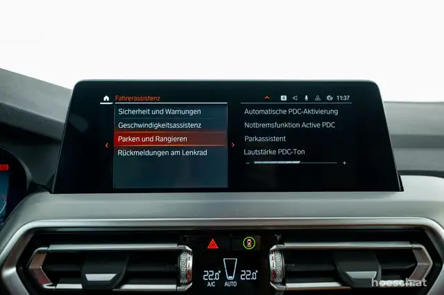 BMW X4 view 15