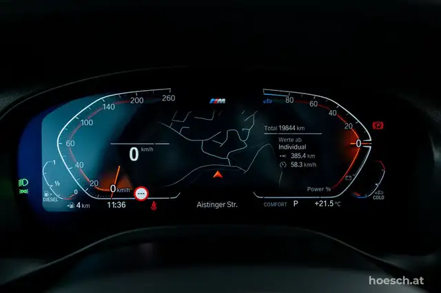 BMW X4 view 10