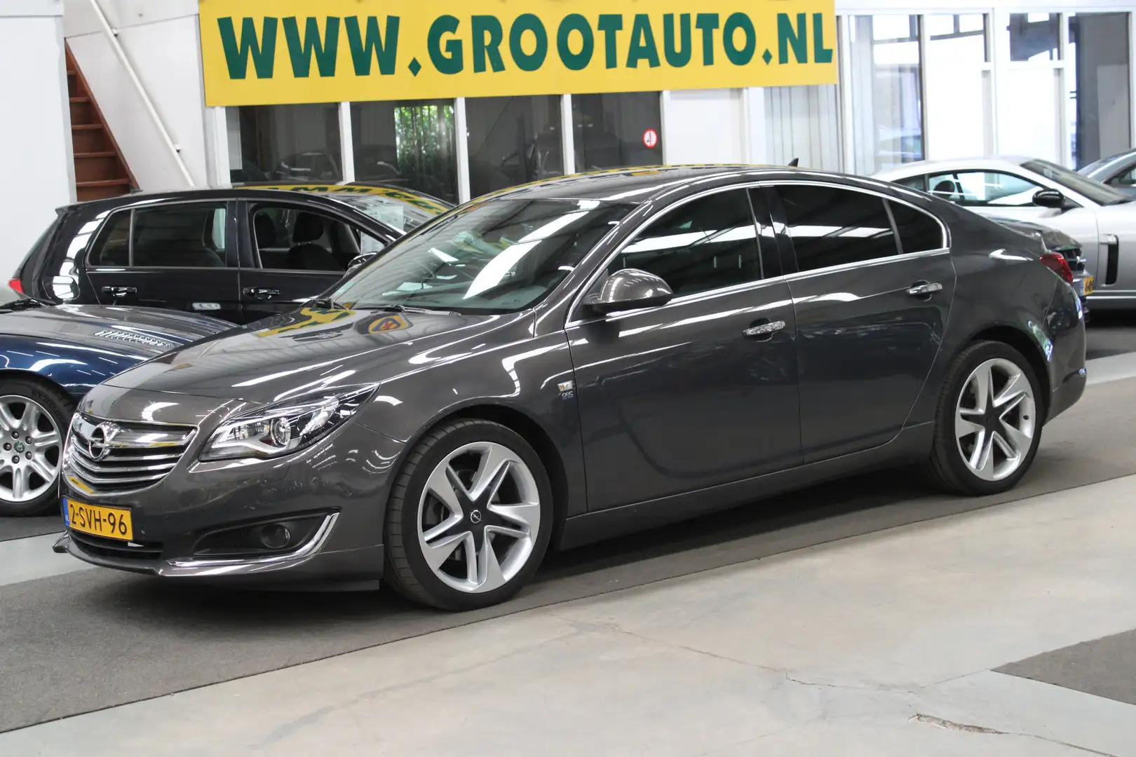 Opel Insignia 1.6 T Cosmo OPC-Line Volledig onderhouden, Airco, Grijs - 1