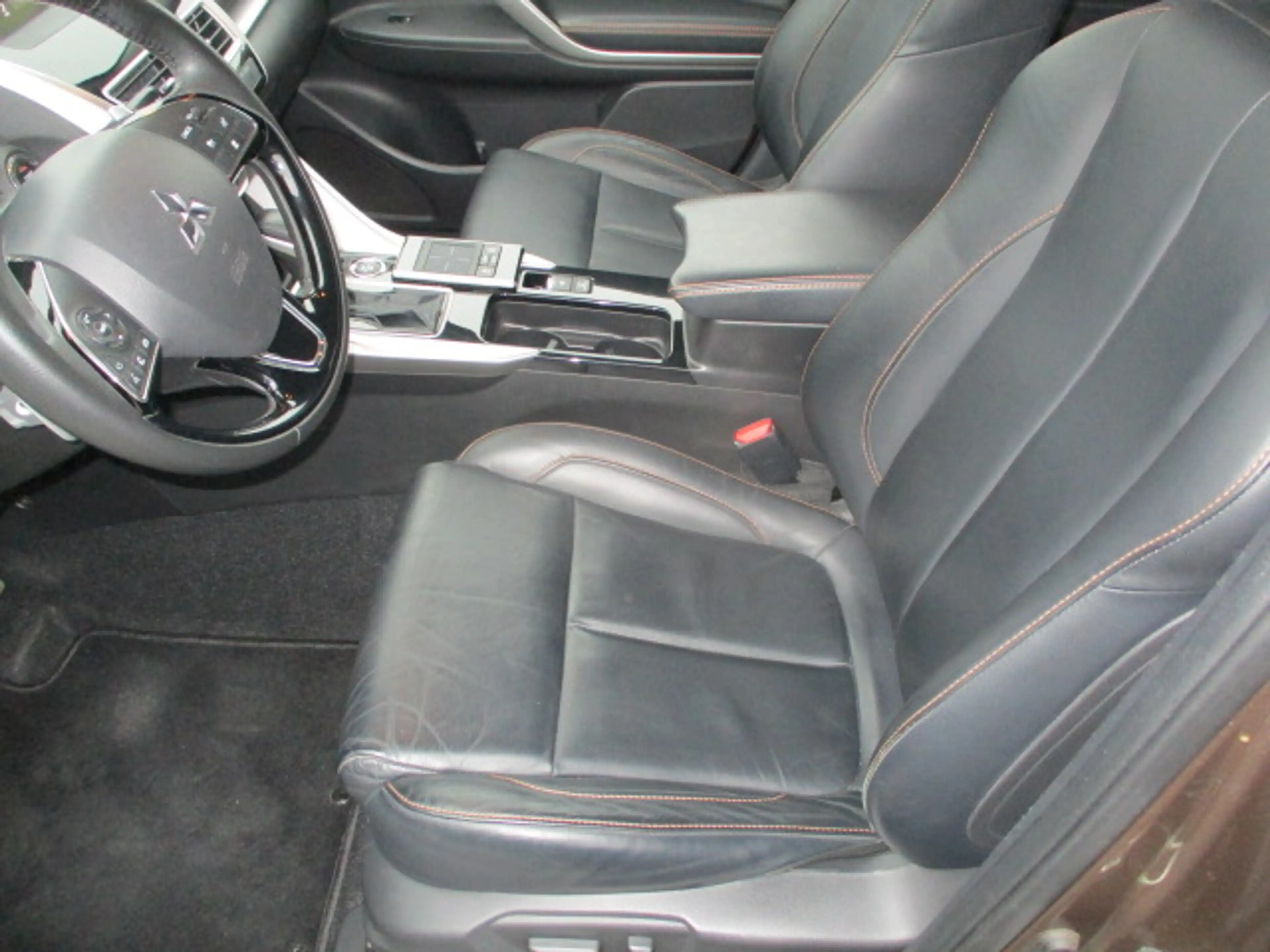 Mitsubishi Eclipse Cross Eclipse Cross Diesel 2.2 DI-D Aut. 4WD Top — photo 10