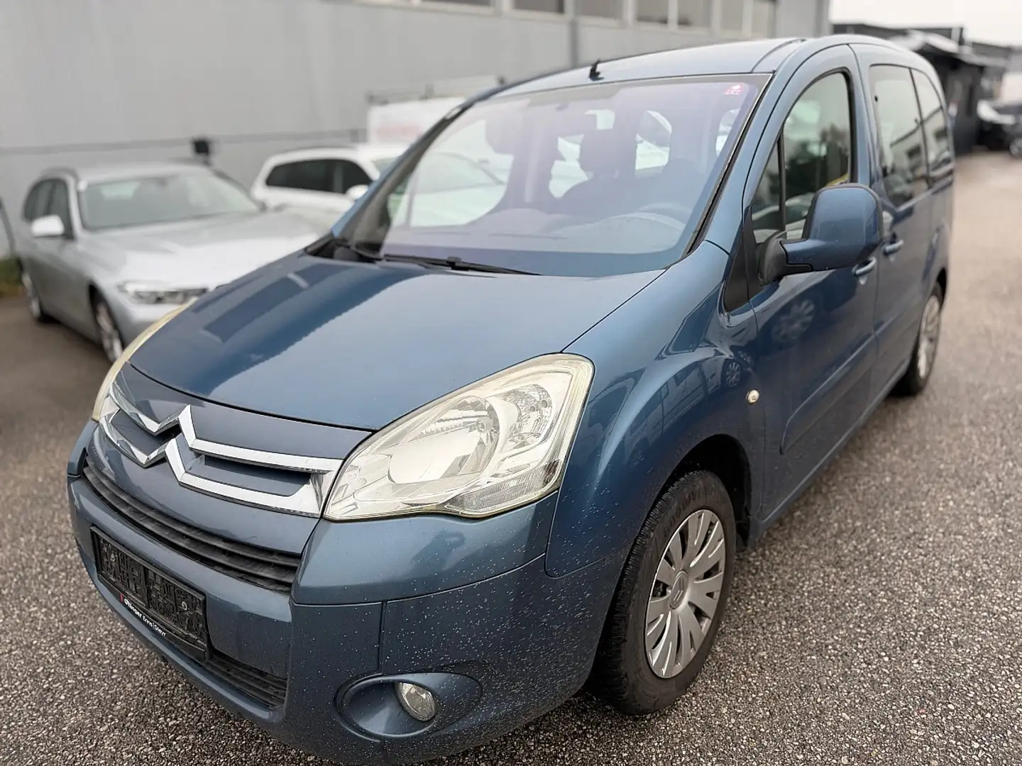 Citroen Berlingo 1,6 HDi 90 emotion FAP Blau - 1