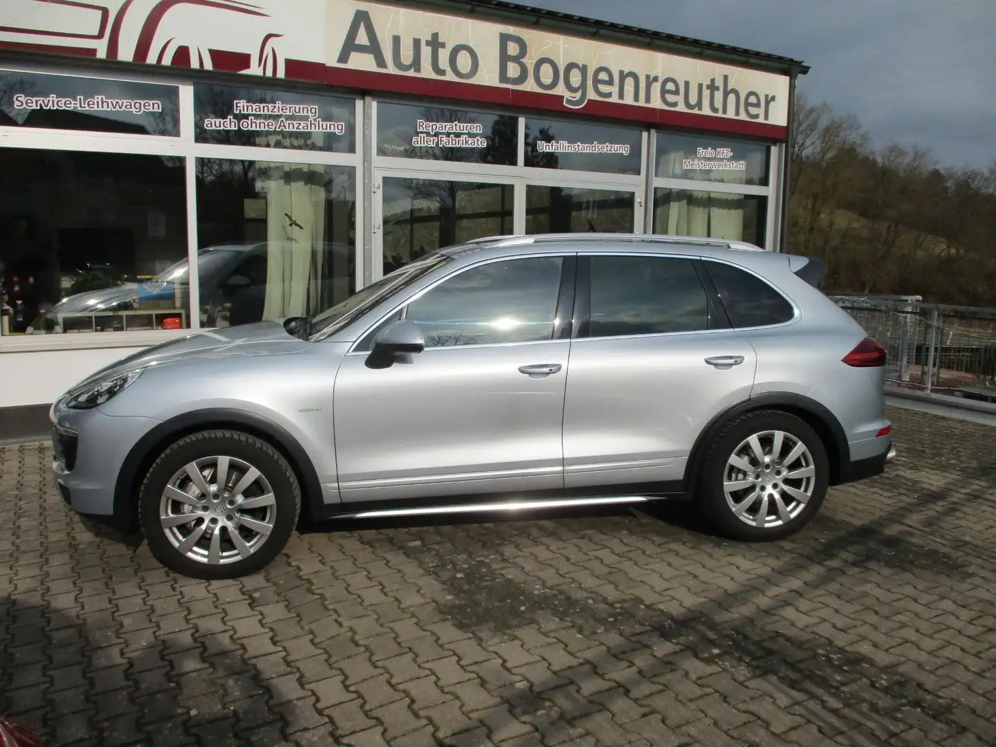 Porsche Cayenne S Diesel+Bose+Panorama+Navi+++ Argent - 2