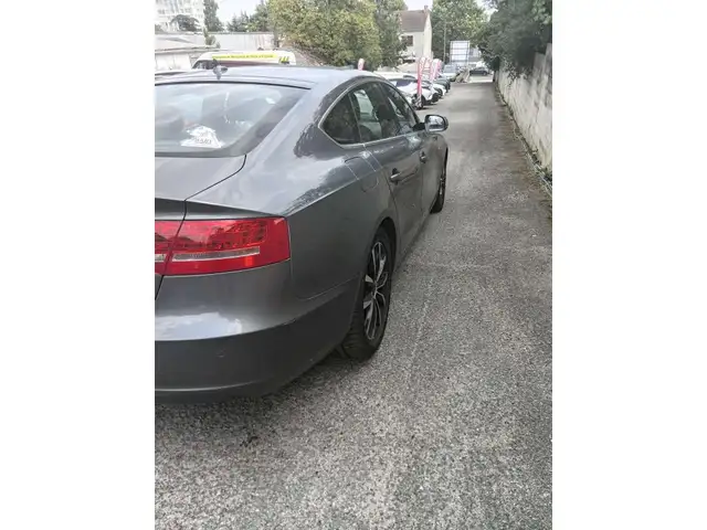 Audi A5 view 6