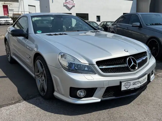 Mercedes-Benz SL 63 AMG