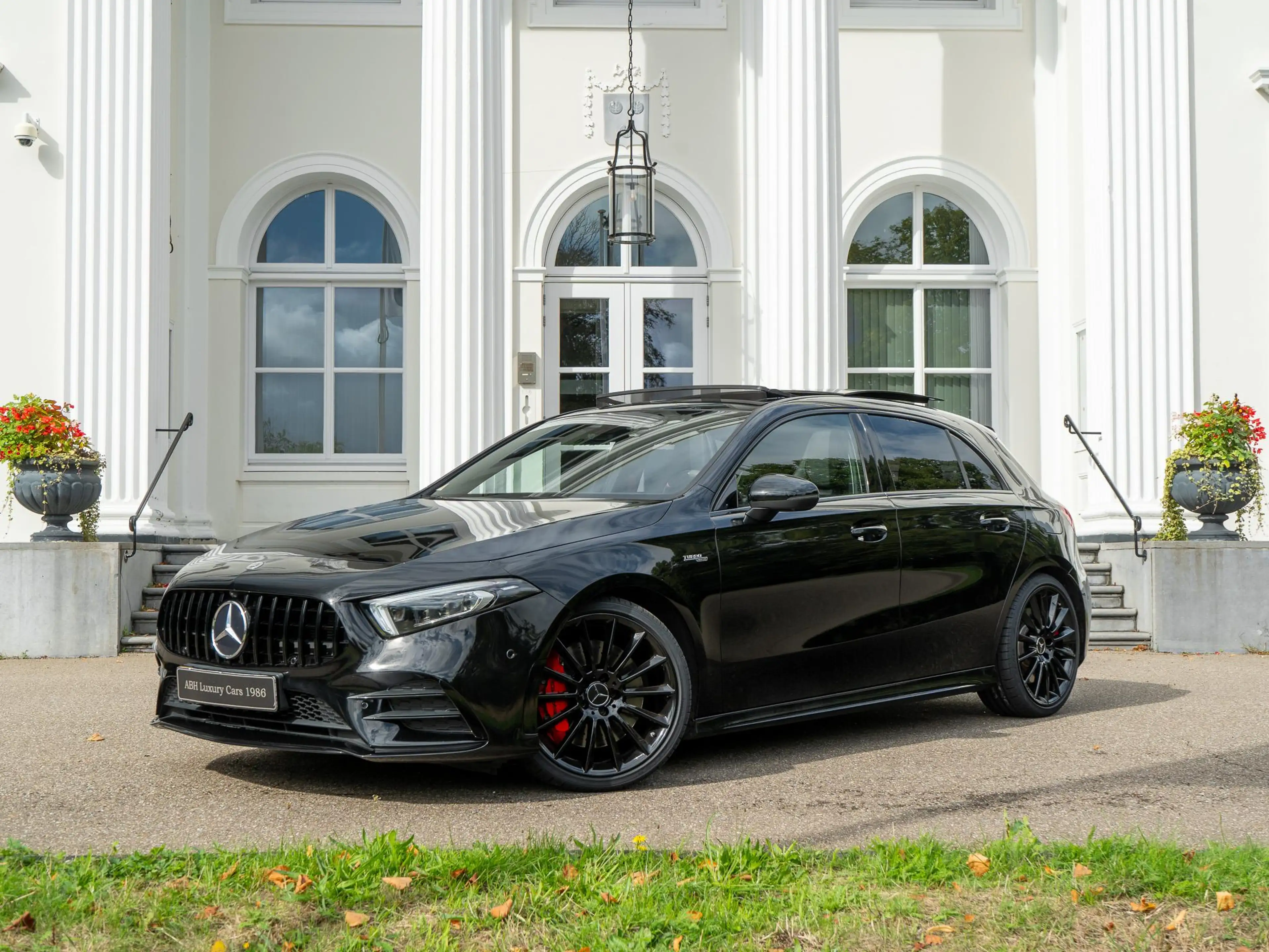 Mercedes-Benz A 35 AMG 4MATIC Premium | Pano | Kuipstoelen | Head-up | He