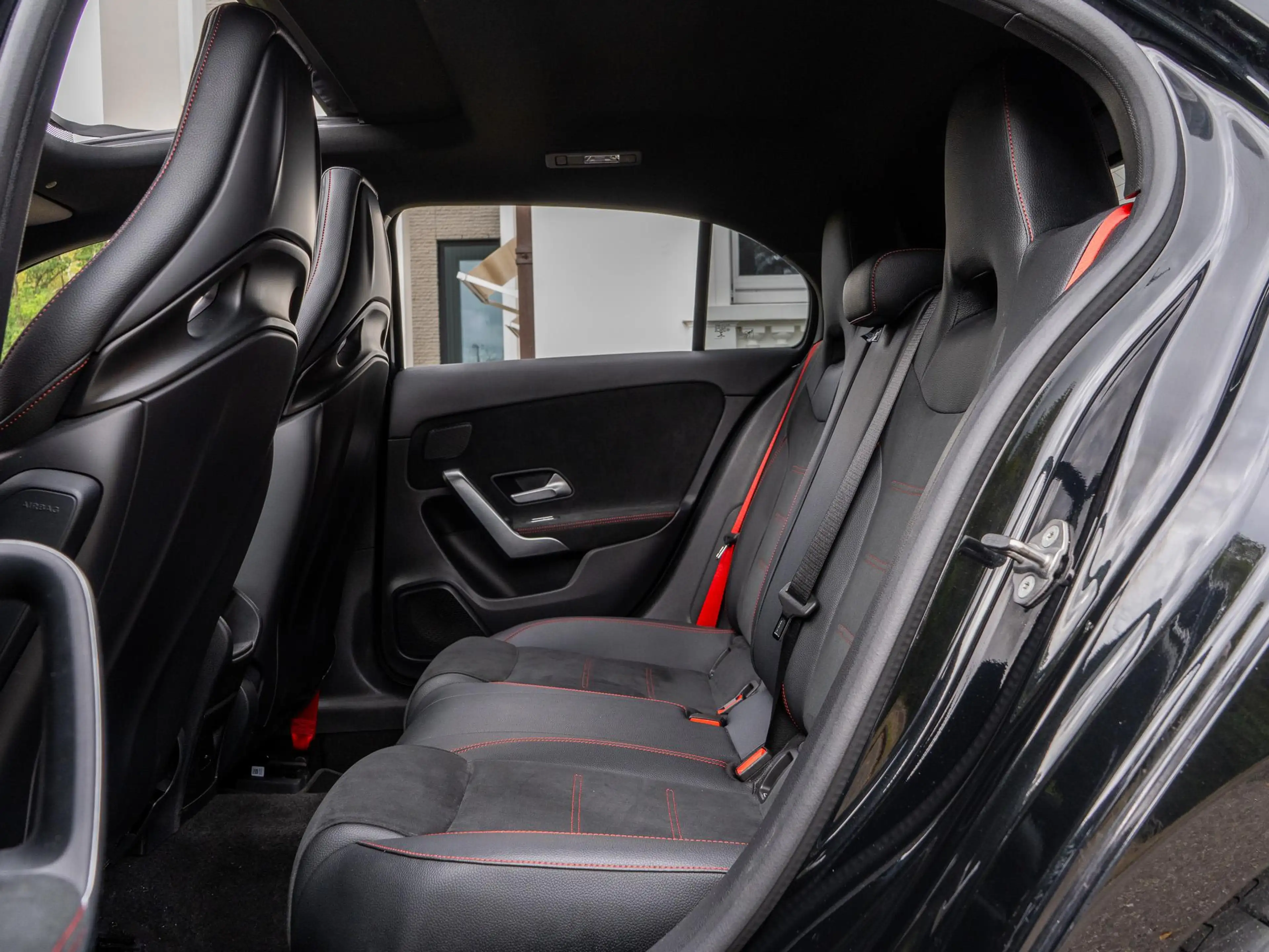 Mercedes-Benz A 35 AMG 4MATIC Premium | Pano | Kuipstoelen | Head-up | He — photo 28