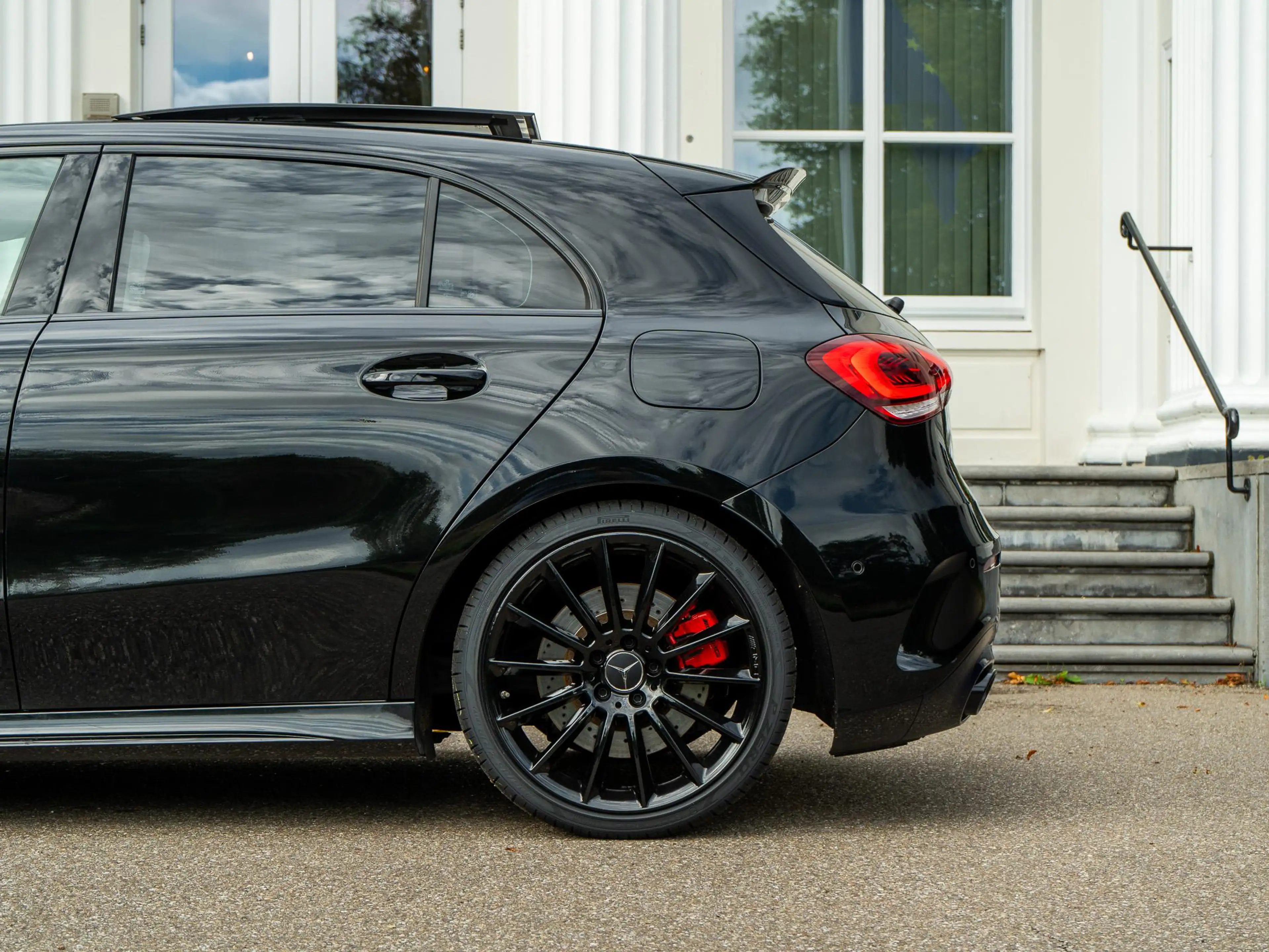 Mercedes-Benz A 35 AMG 4MATIC Premium | Pano | Kuipstoelen | Head-up | He — photo 6