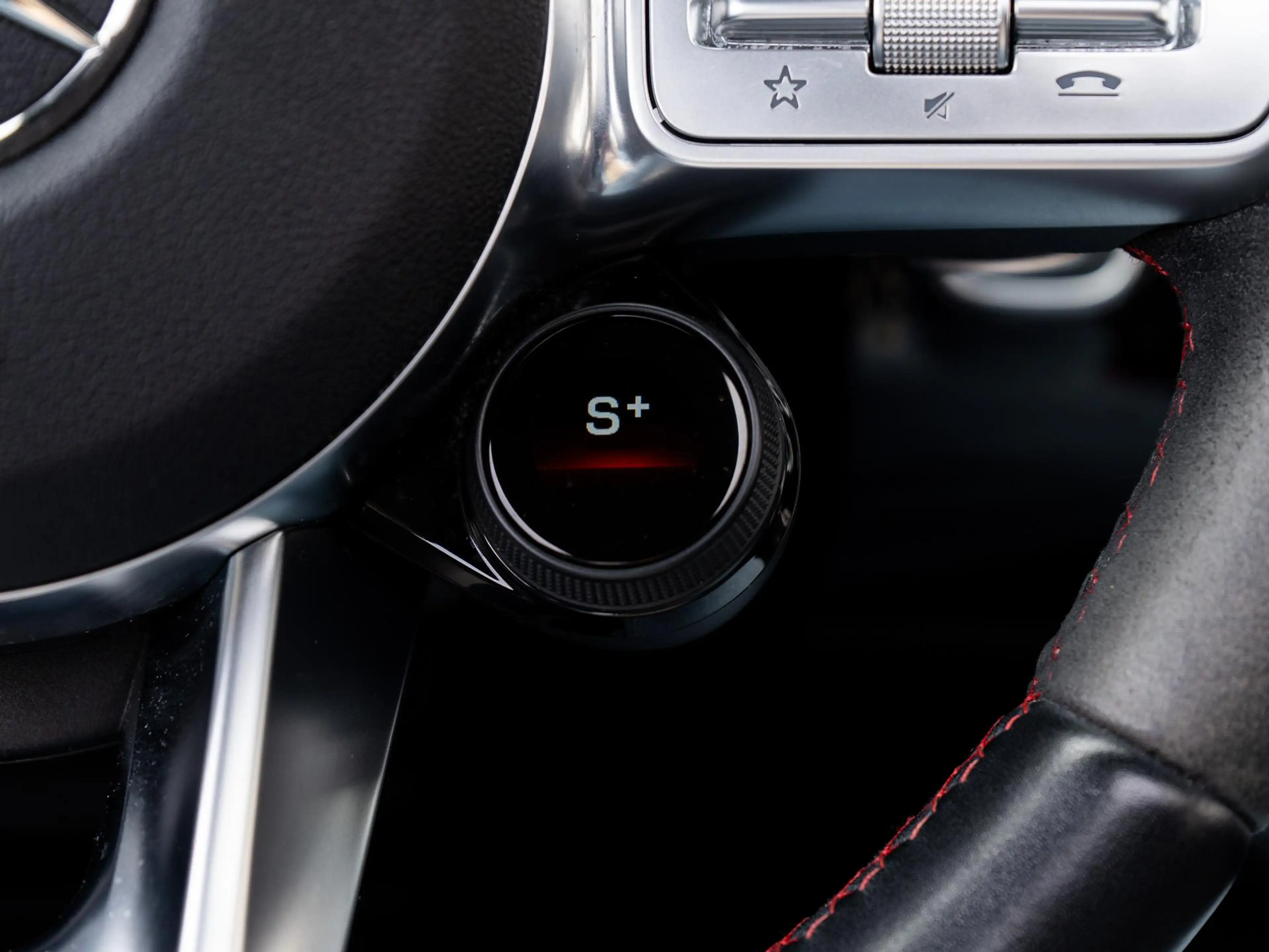 Mercedes-Benz A 35 AMG 4MATIC Premium | Pano | Kuipstoelen | Head-up | He — photo 23