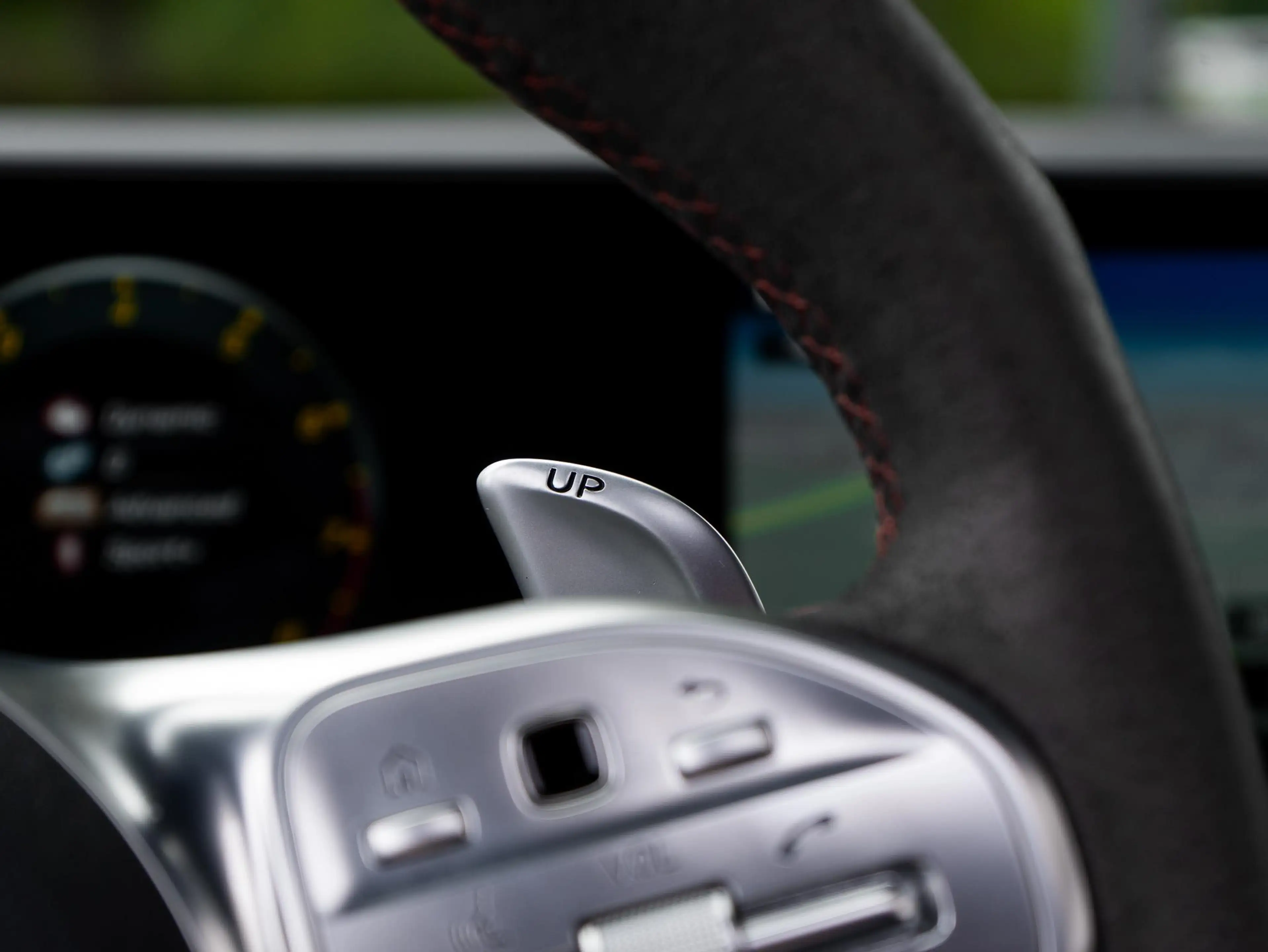 Mercedes-Benz A 35 AMG 4MATIC Premium | Pano | Kuipstoelen | Head-up | He — photo 24