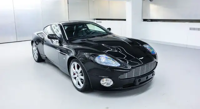 Aston Martin V12 Vanquish 2. Hand Topzustand