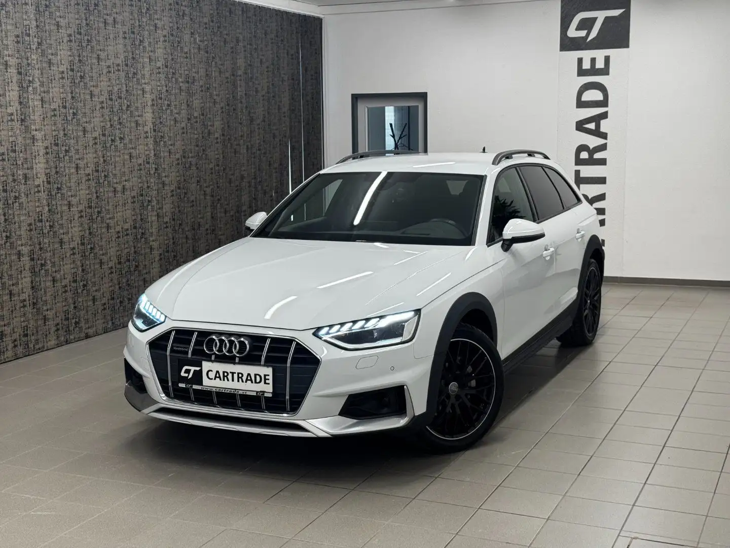 Audi A4 allroad A4 40 allroad quattro 2.0 TDI Weiß - 2