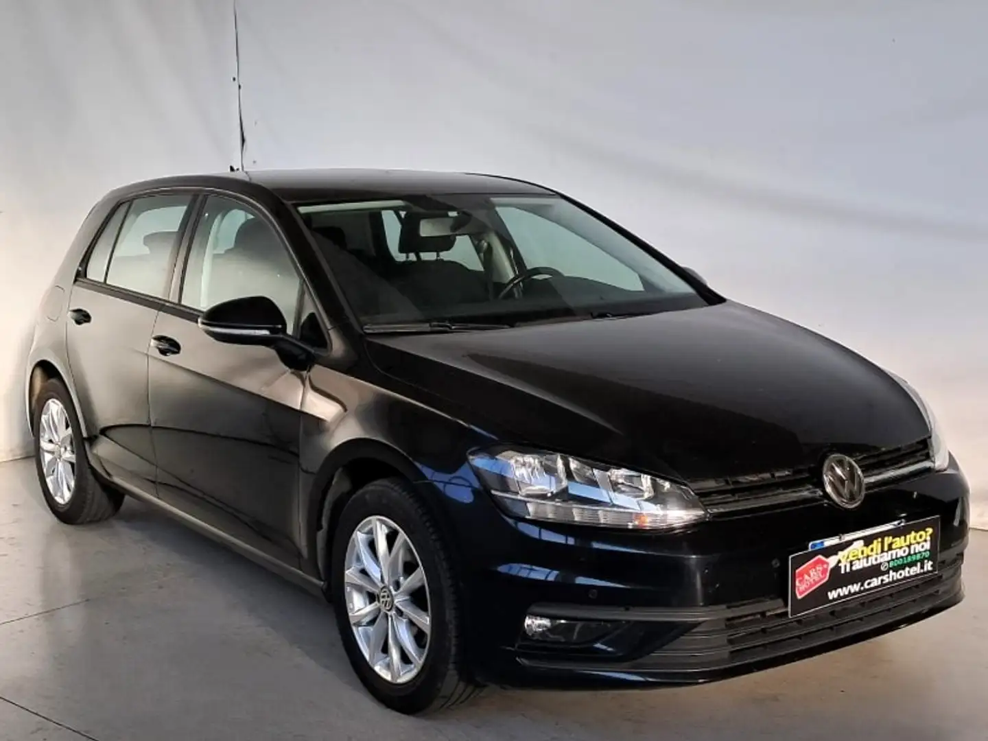 Volkswagen Golf 1.6 TDI 90 CV 5p. Trendline BMT Nero - 2