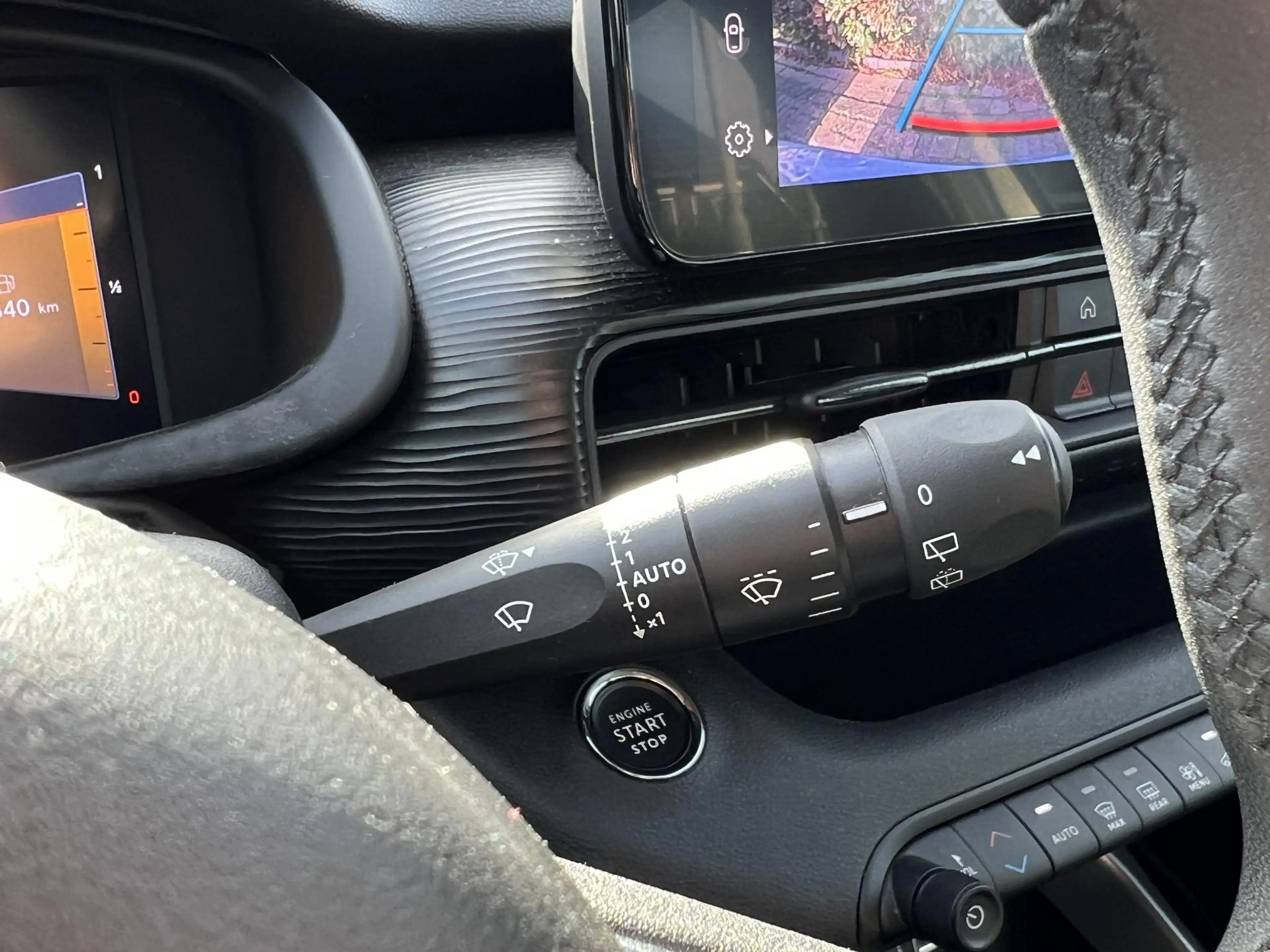 Jeep Avenger 1.2T 100pk Altitude Keyless, Startknop, Parkeersen — photo 24