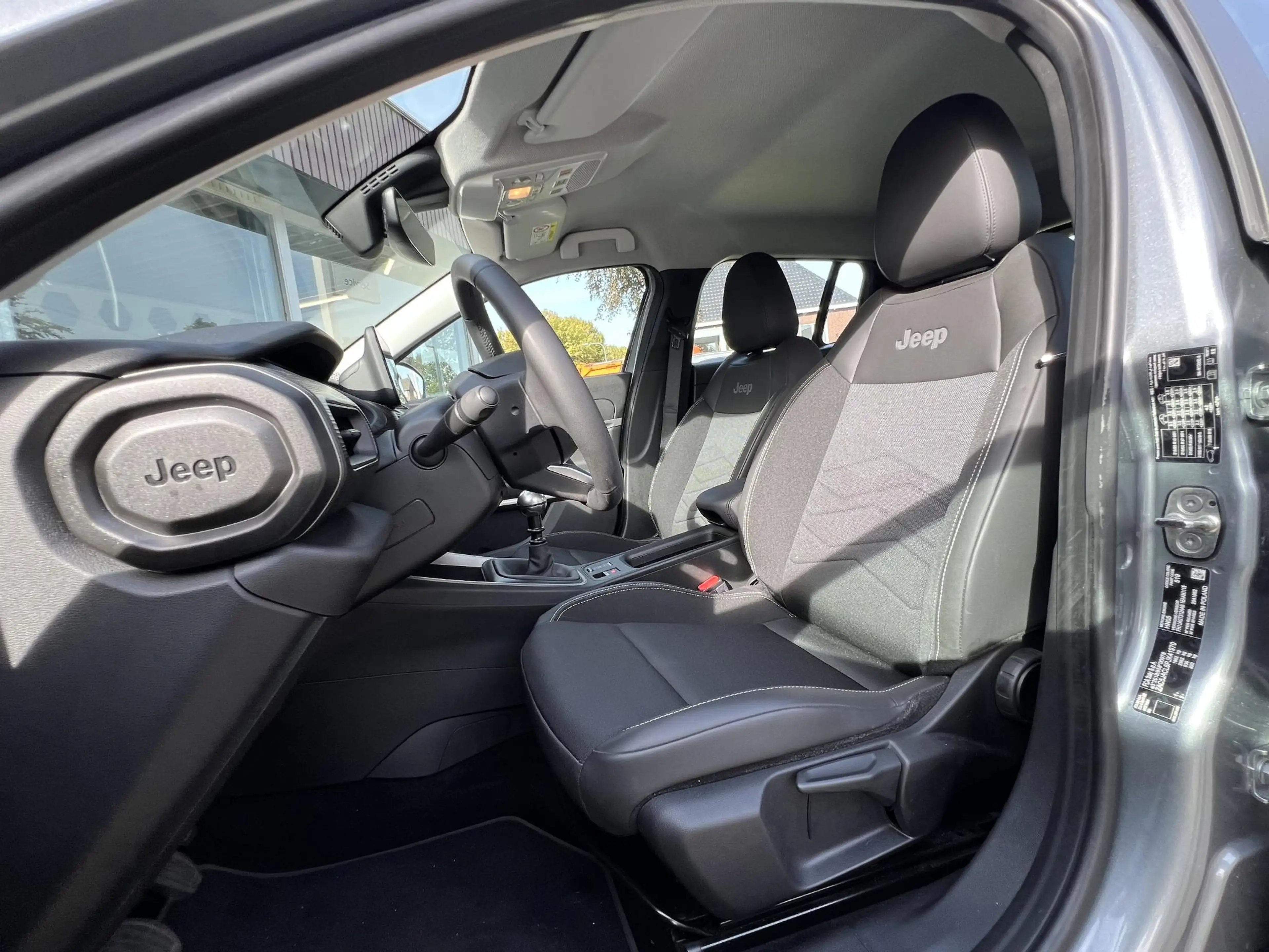 Jeep Avenger 1.2T 100pk Altitude Keyless, Startknop, Parkeersen — photo 20