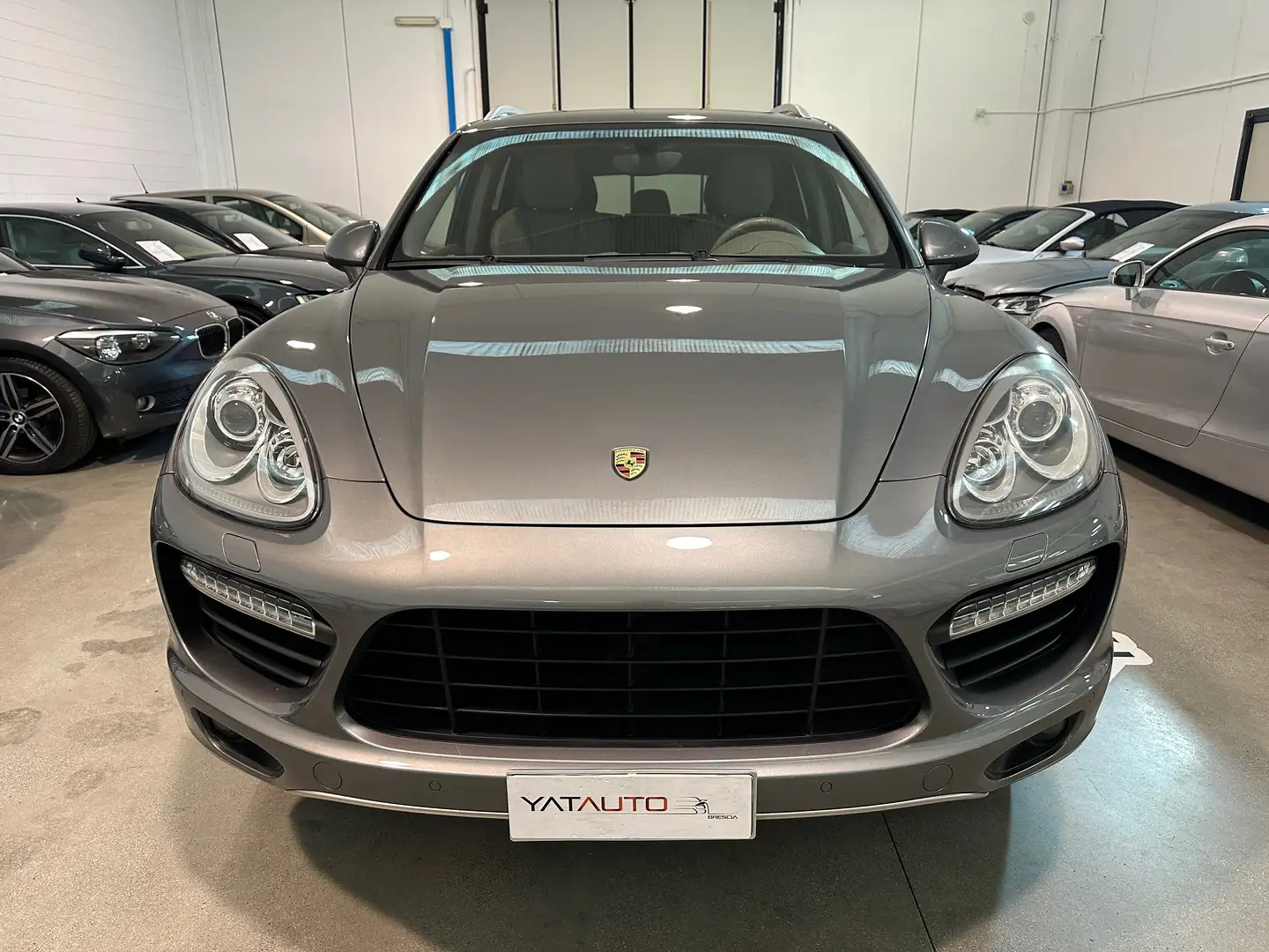 Porsche Cayenne Cayenne 4.8 Turbo tiptronic TAGLIANDI PORSCHE Gris - 2