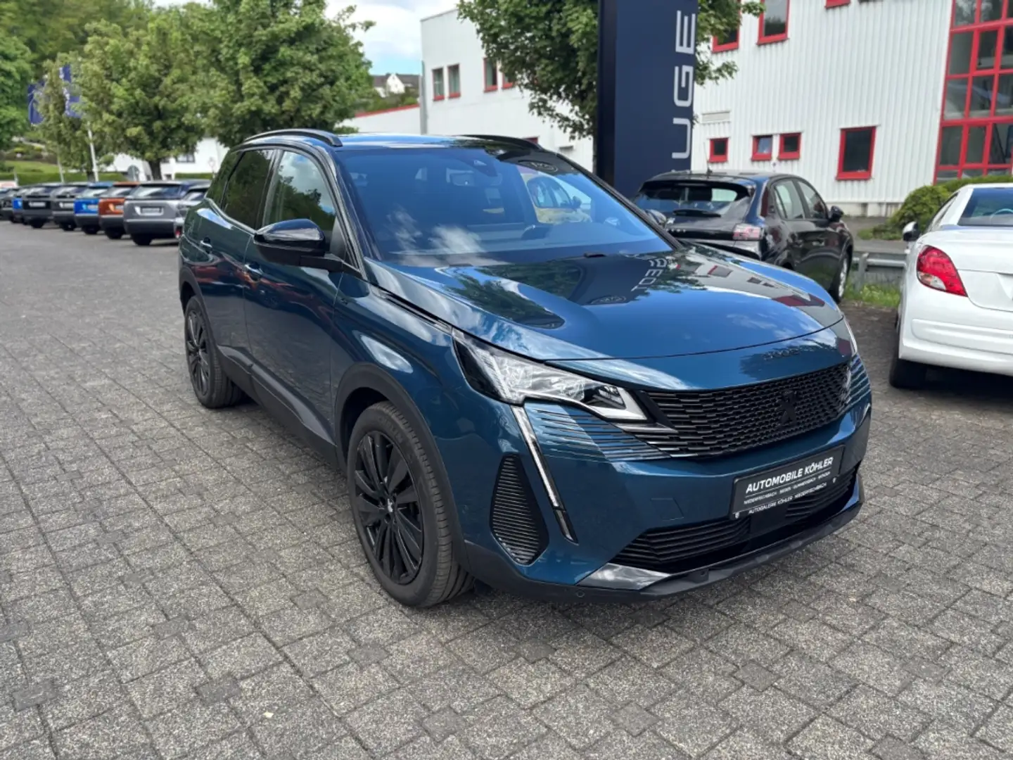 Peugeot 3008 GT 130 NAVI SITZHEIZUNG  ACC 360°KAMERA DAB Blau - 2