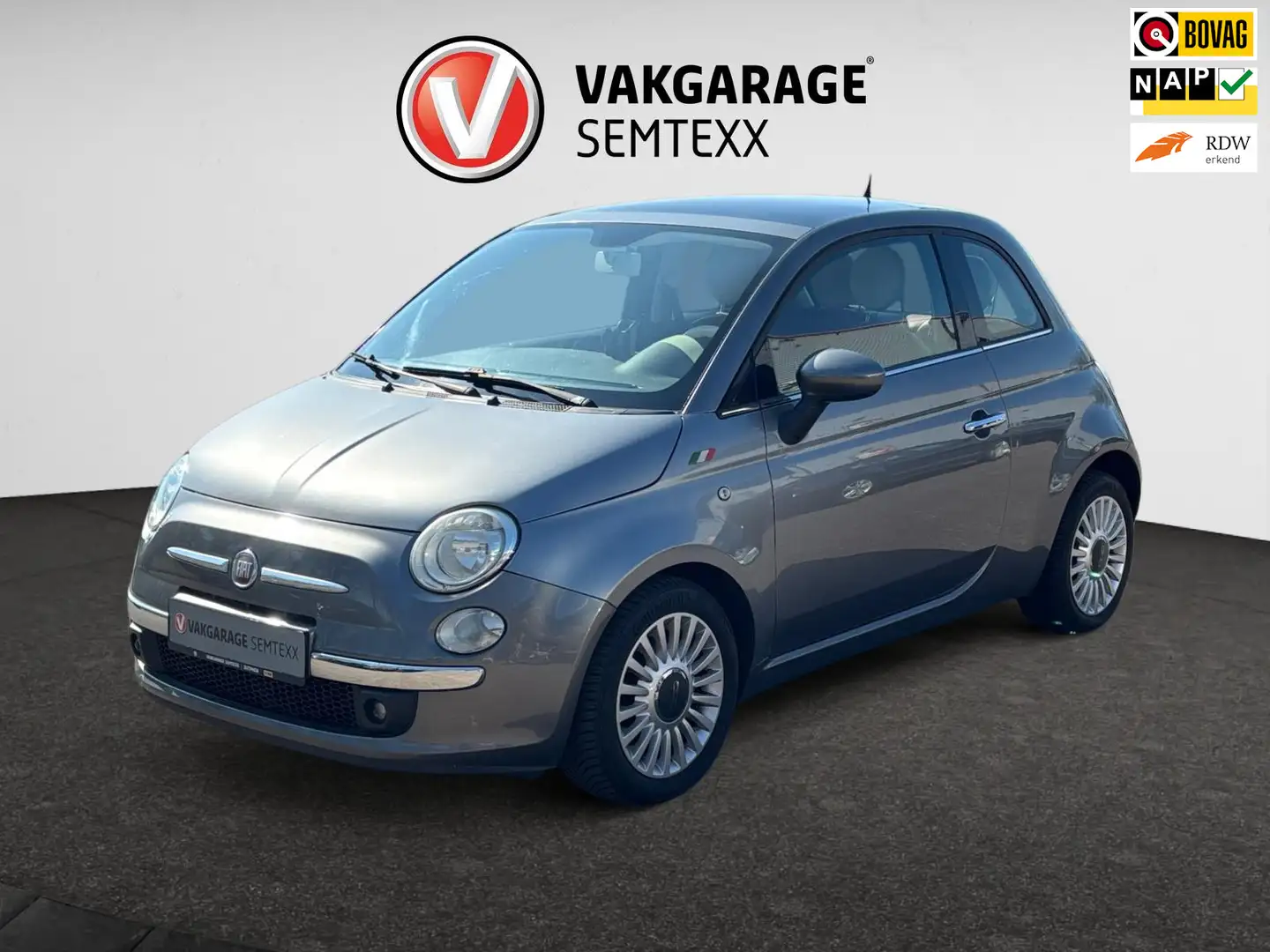 Fiat 500 0.9 TwinAir Lounge | Automaat | All-Season Banden Grijs - 1