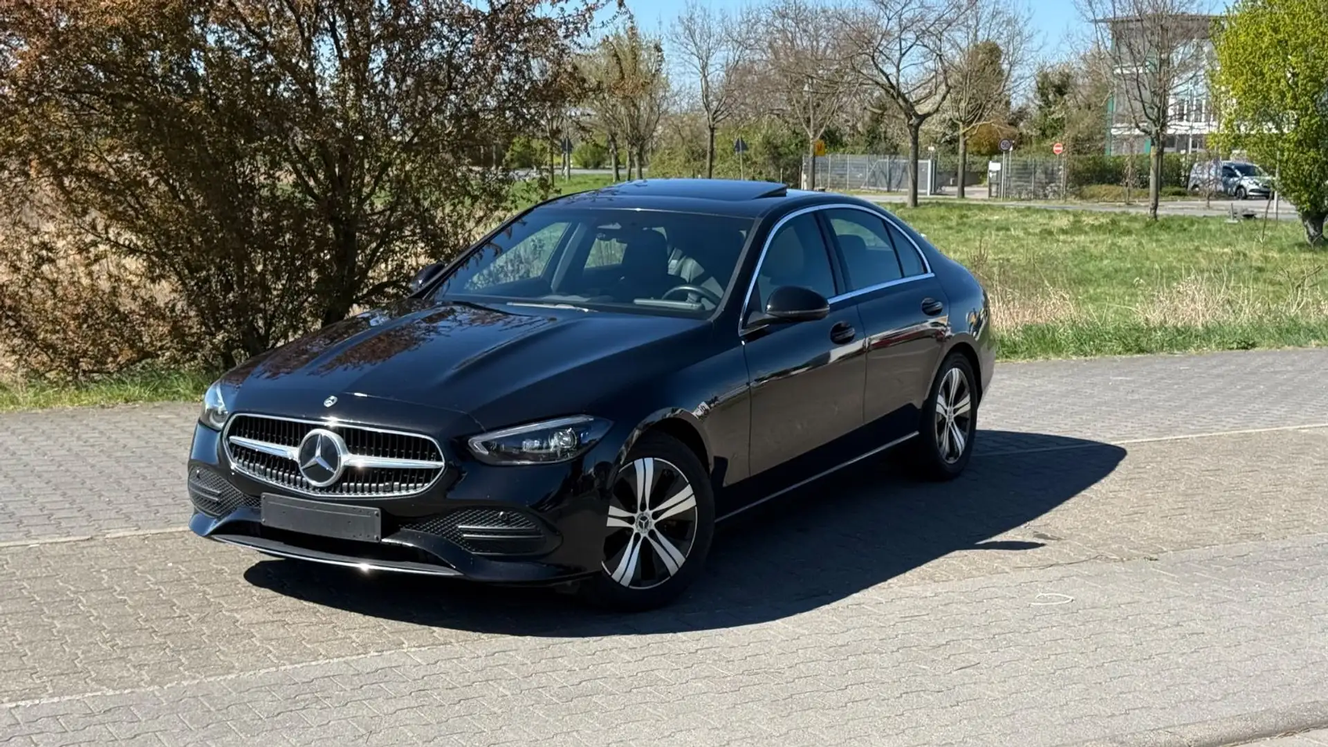 Mercedes-Benz C 220 d*MILD HYBRID*AVANTGARDE*ESHD*KAMERA*LED* Schwarz - 1
