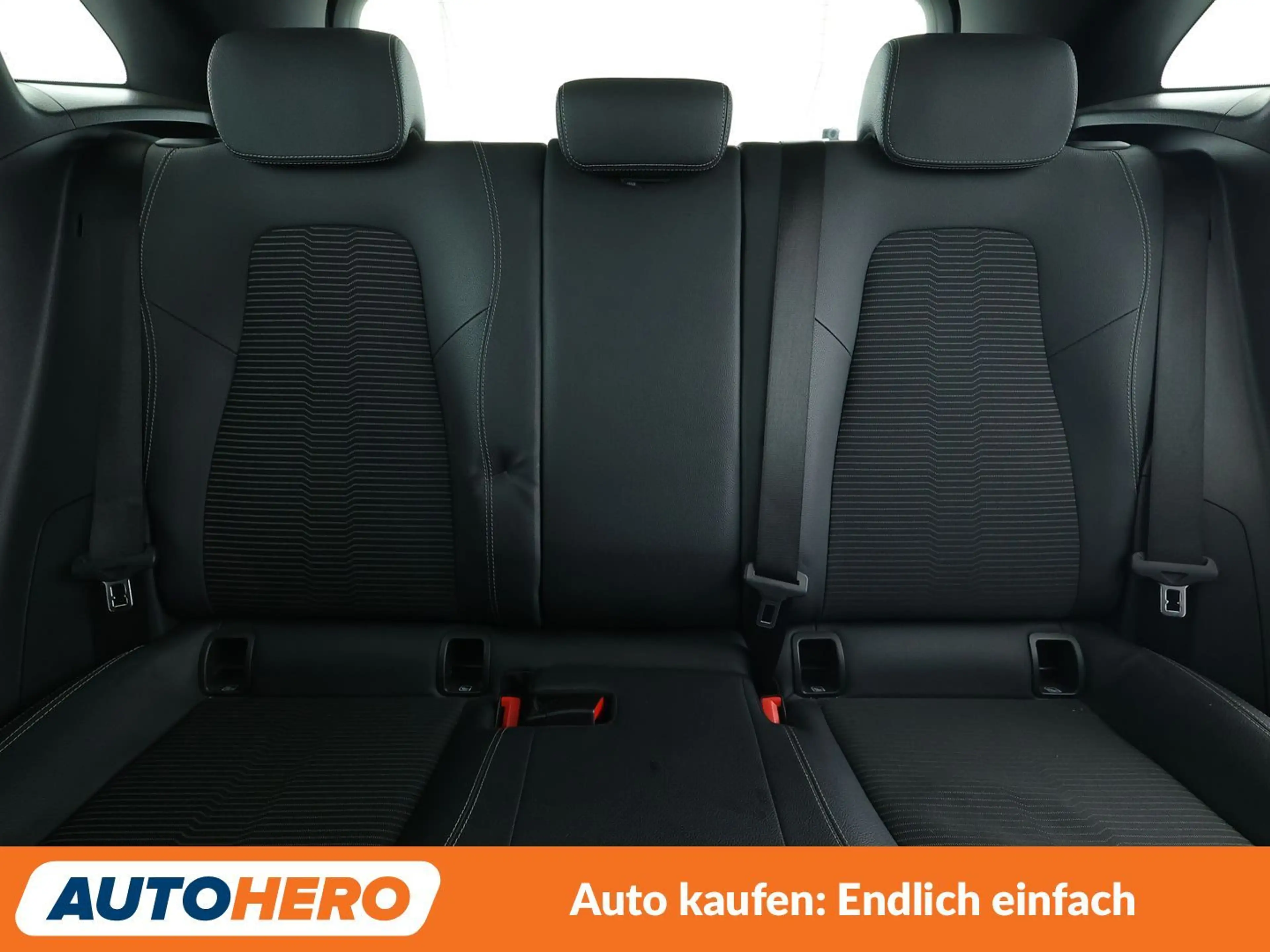 Mercedes-Benz GLA 200 GLA 200 Progressive Aut.*NAVI*LED*TEMPO* — photo 15