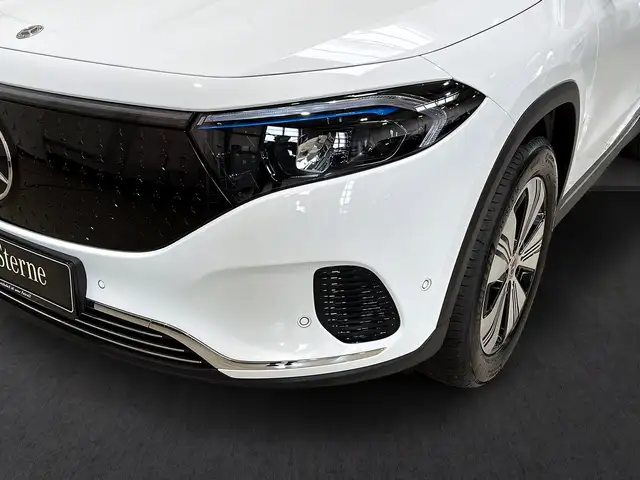 Mercedes-Benz Eqa view 3