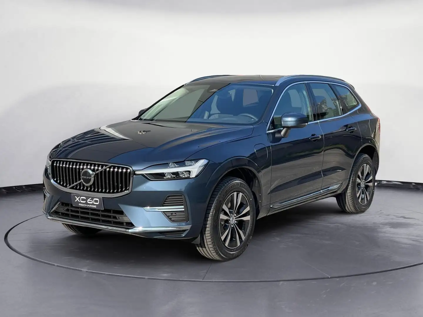 Volvo XC60 T6 Plug-in hybrid AWD automatico Core AUTOCARRO N1 Blu/Azzurro - 1