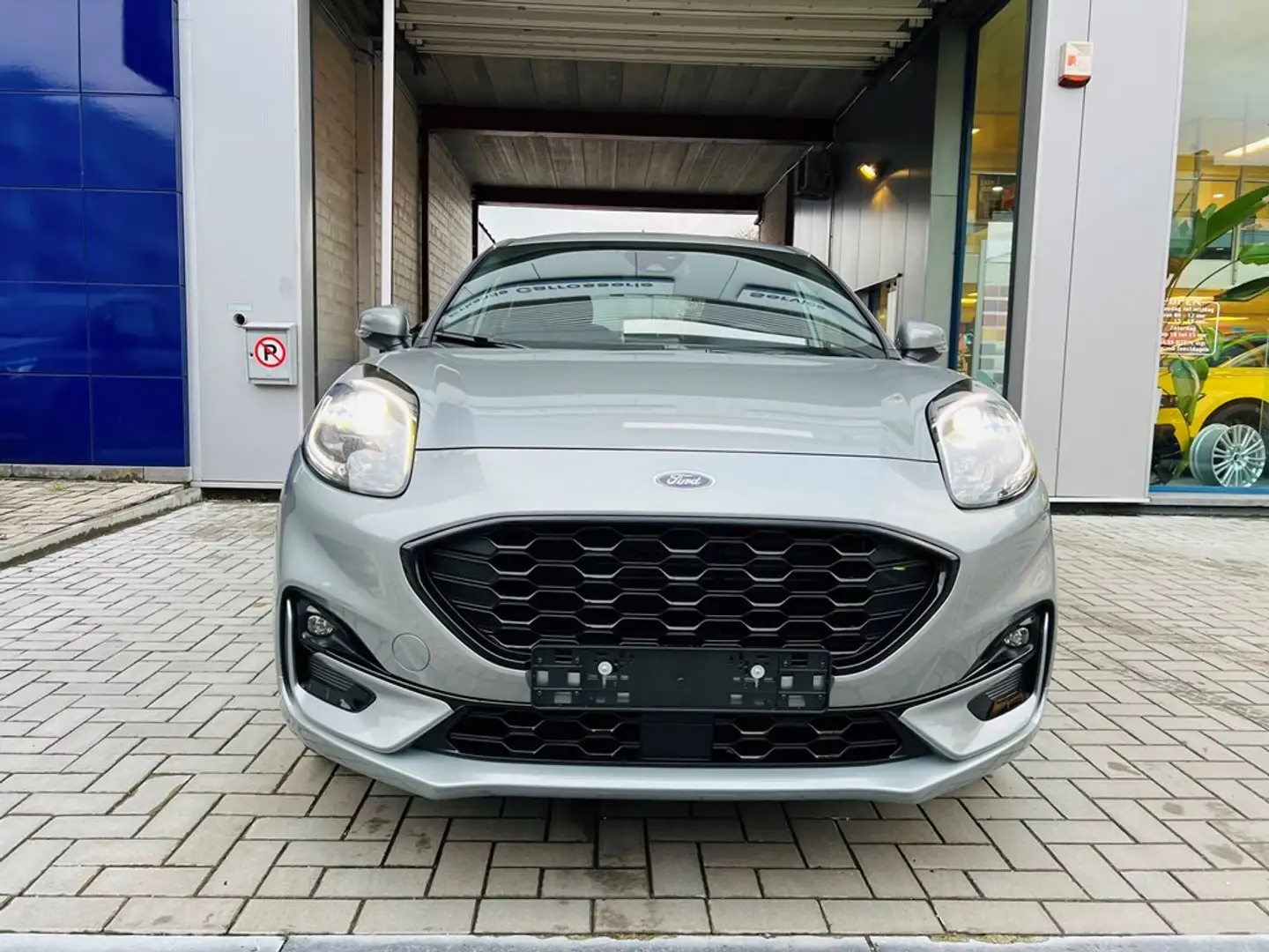 Ford Puma 1.0 Ecoboost / mHEV / ST-Line / Winter Pack Argento - 2
